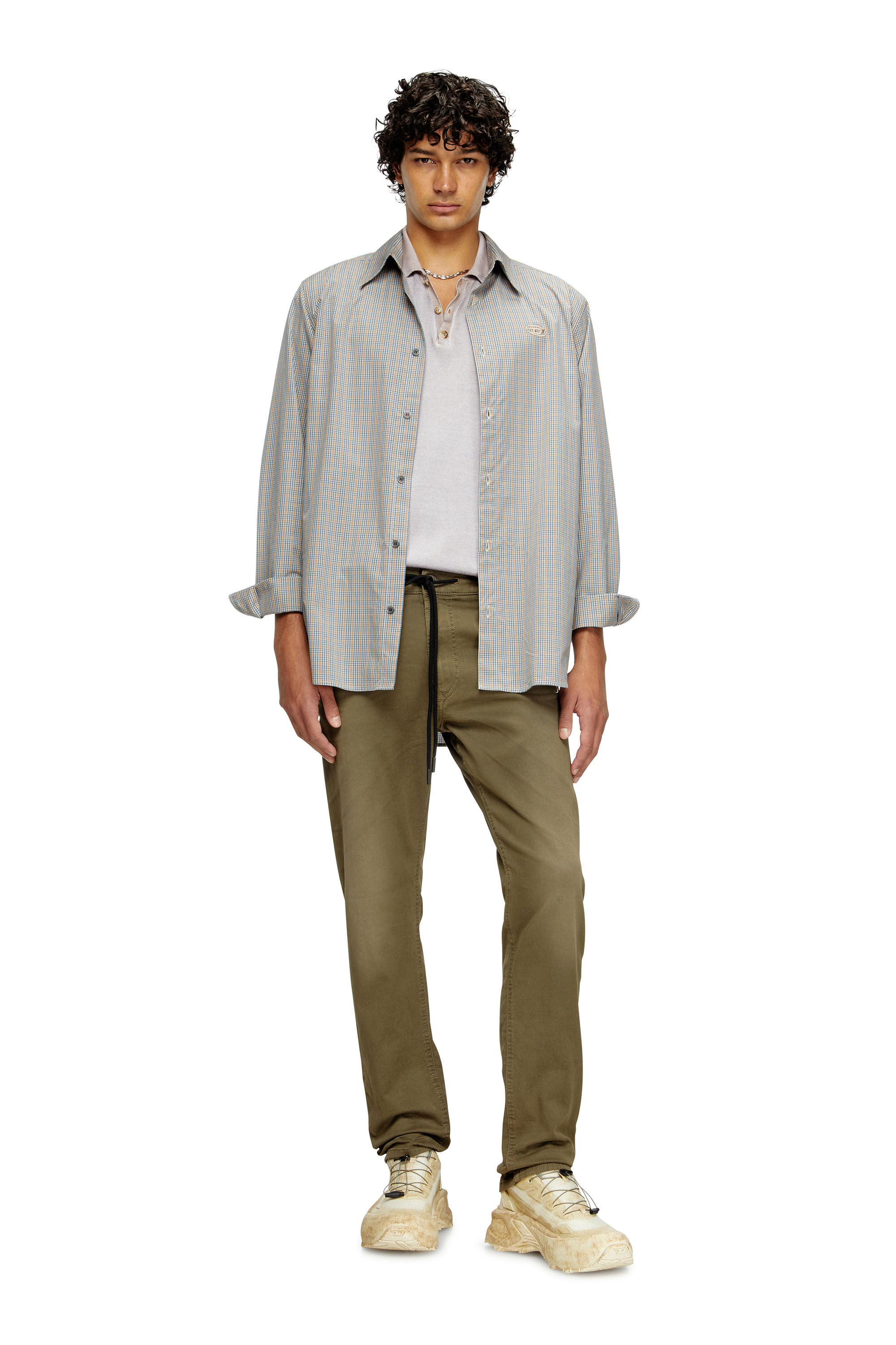 Diesel - Regular 2030 D-Krooley Joggjeans® 0670M Uomo, Verde - Image 1