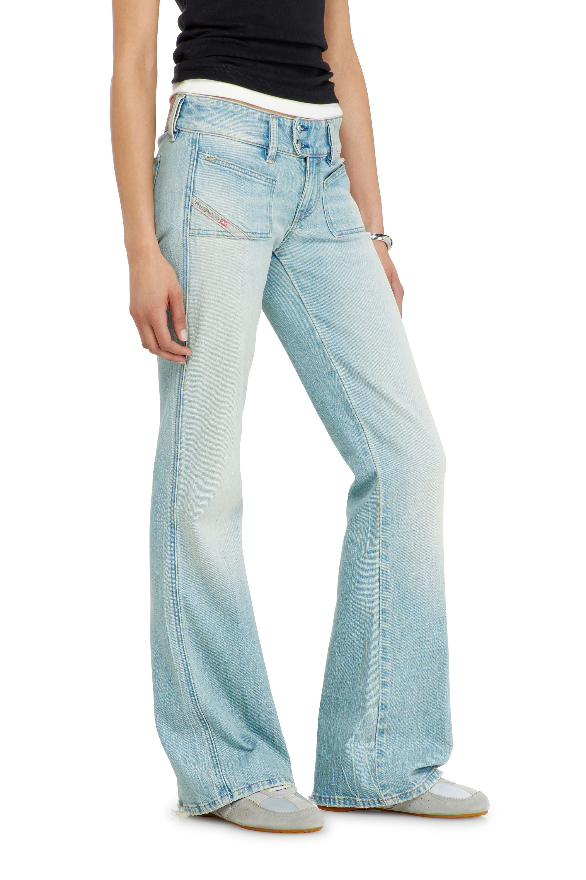 Diesel - Bootcut Jeans D-Hush 0KBBX Donna, Blu Chiaro - Image 7