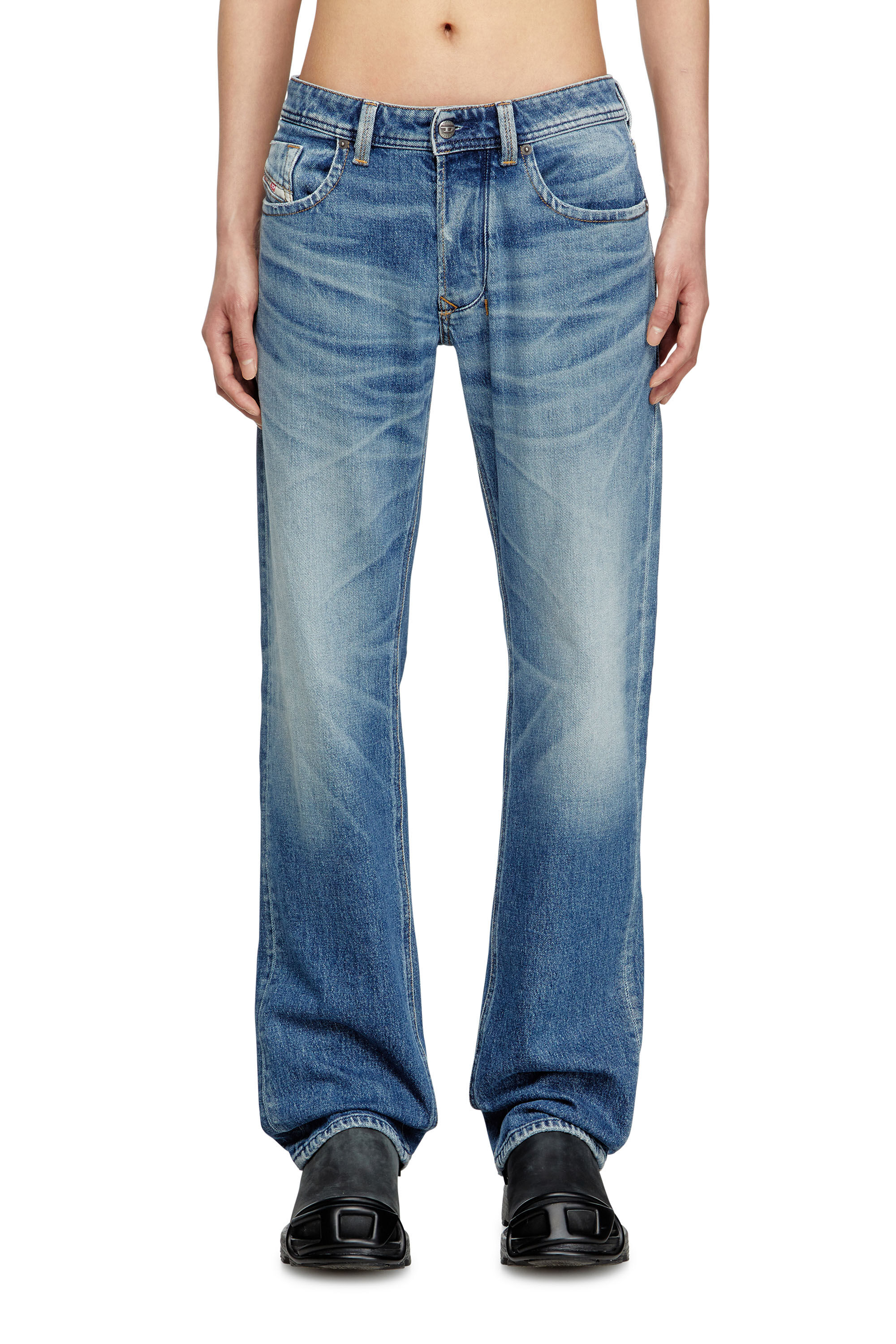 Diesel - Regular Jeans 1985 Larkee 09M12 Uomo, Blu medio - Image 3