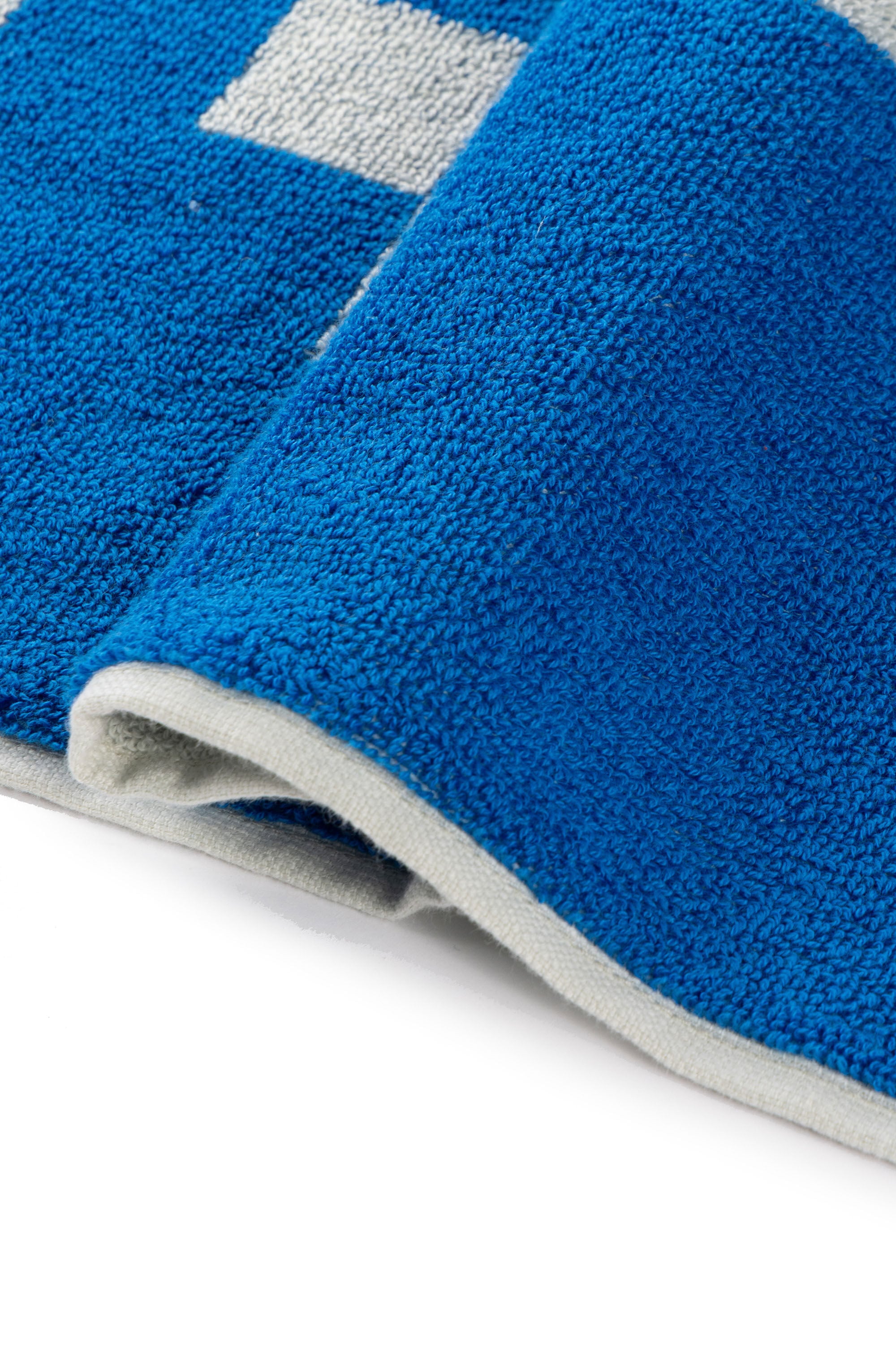 Diesel - 1018134  PIXEL TOYS 1 GREY/BLUE TOWEL, Telo in spugna 100x180 cm Unisex in Blu - 5