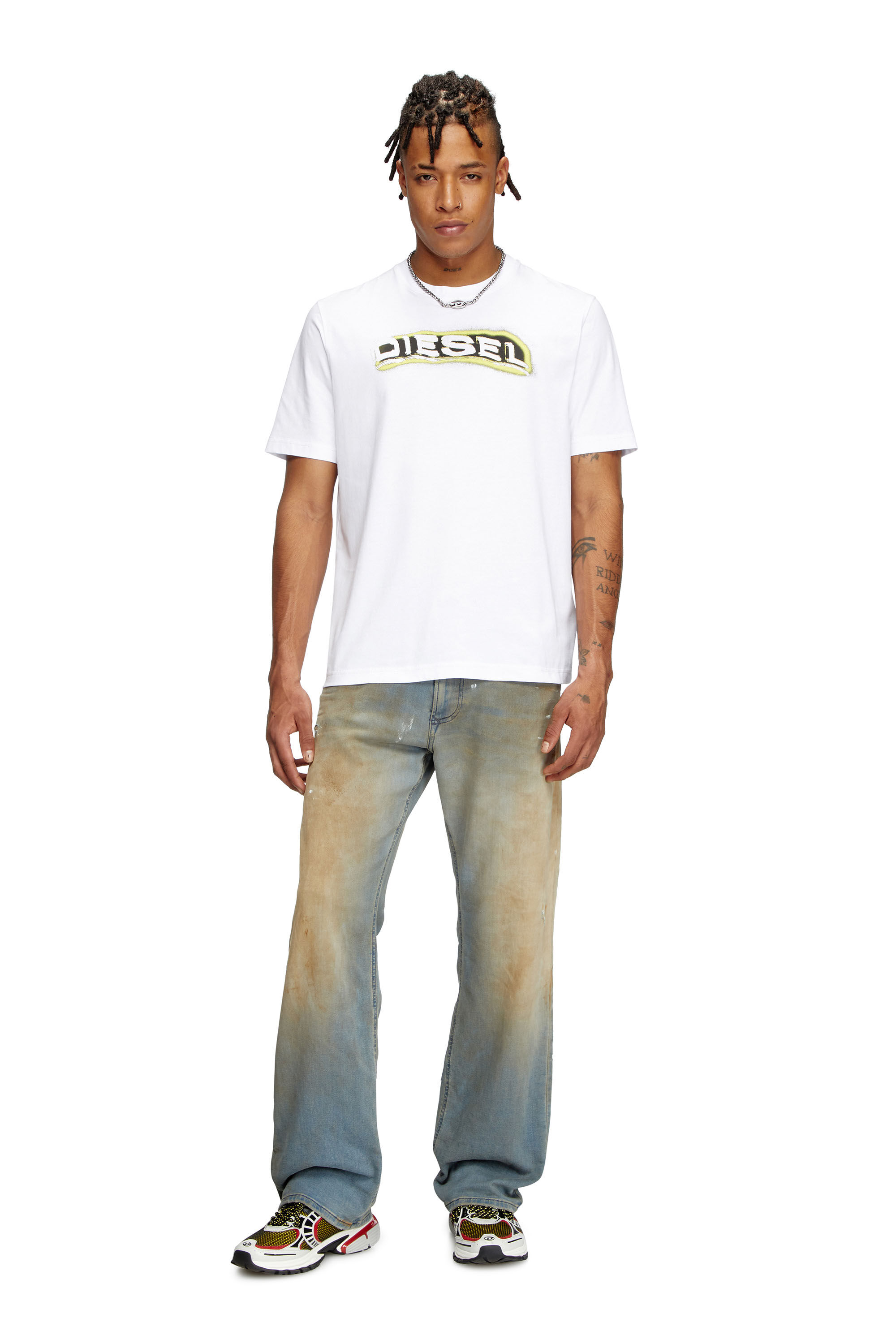 Diesel - T-ADJUST-R4, T-shirt con logo effetto puff Uomo in Bianco - 1