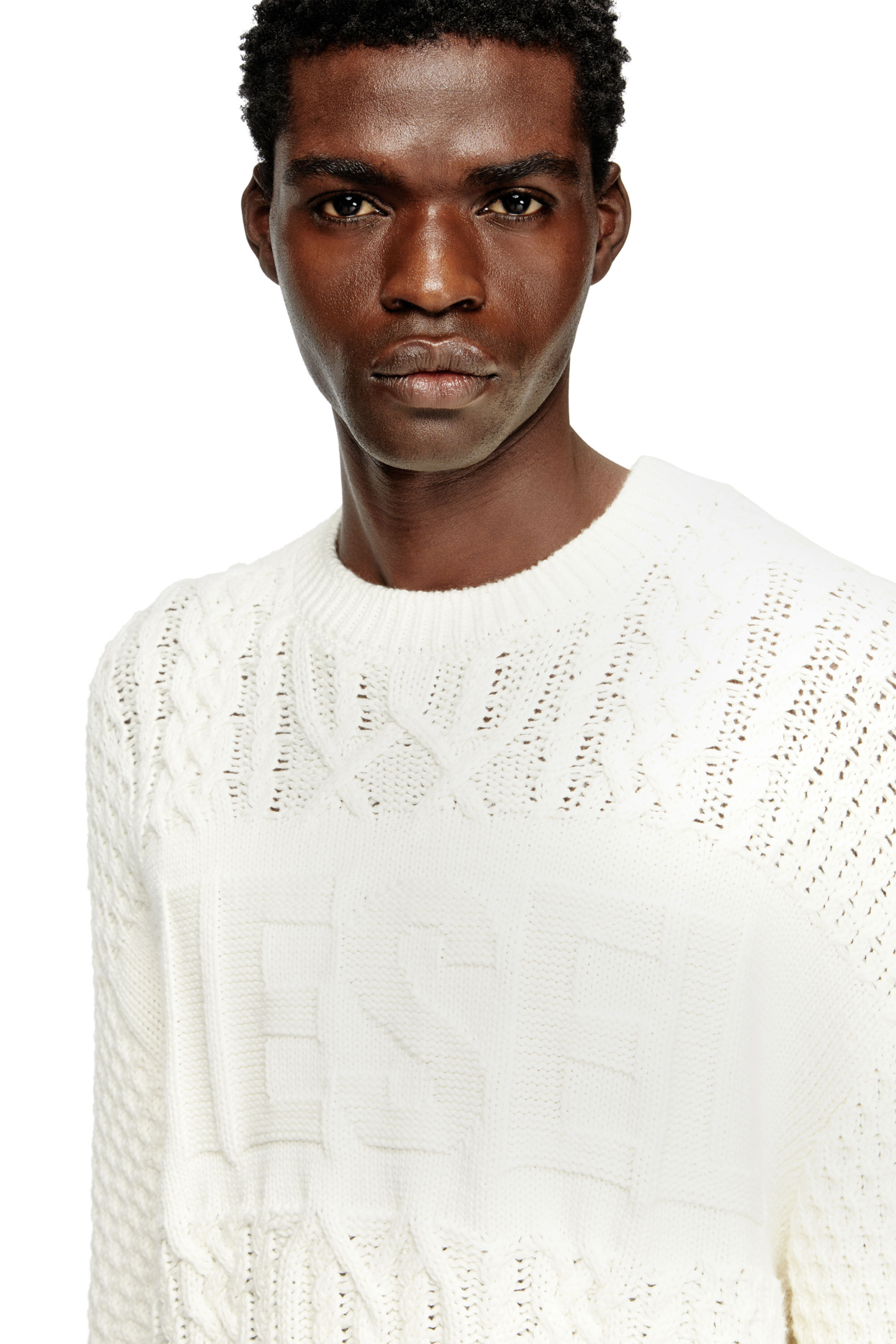 Diesel - K-AUBIN, Cable-knit jumper with Diesel logo Uomo in Bianco - 5