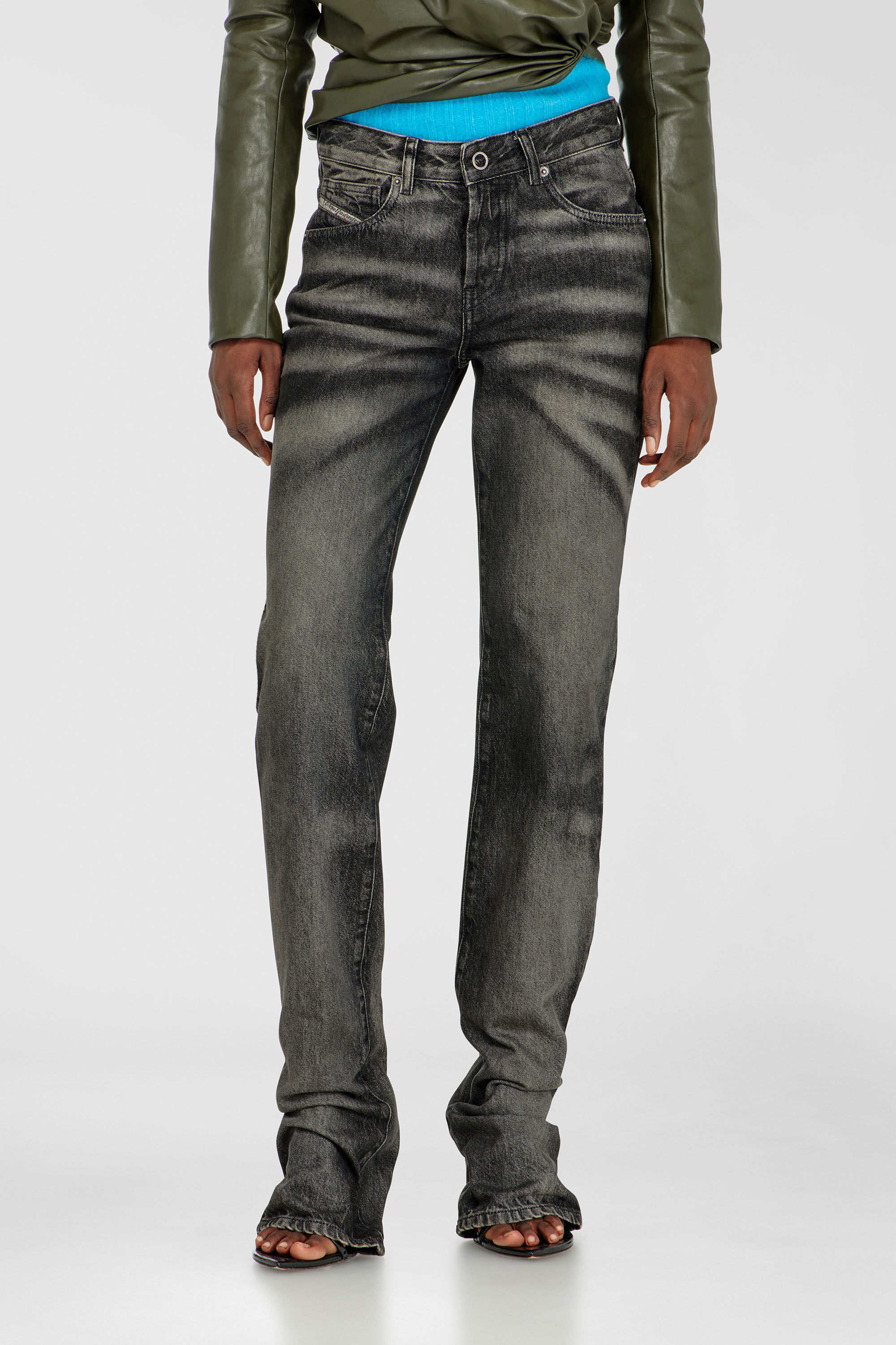 Diesel - Regular Jeans D-Heel 09R33 Donna, Nero/Grigio scuro - Image 4