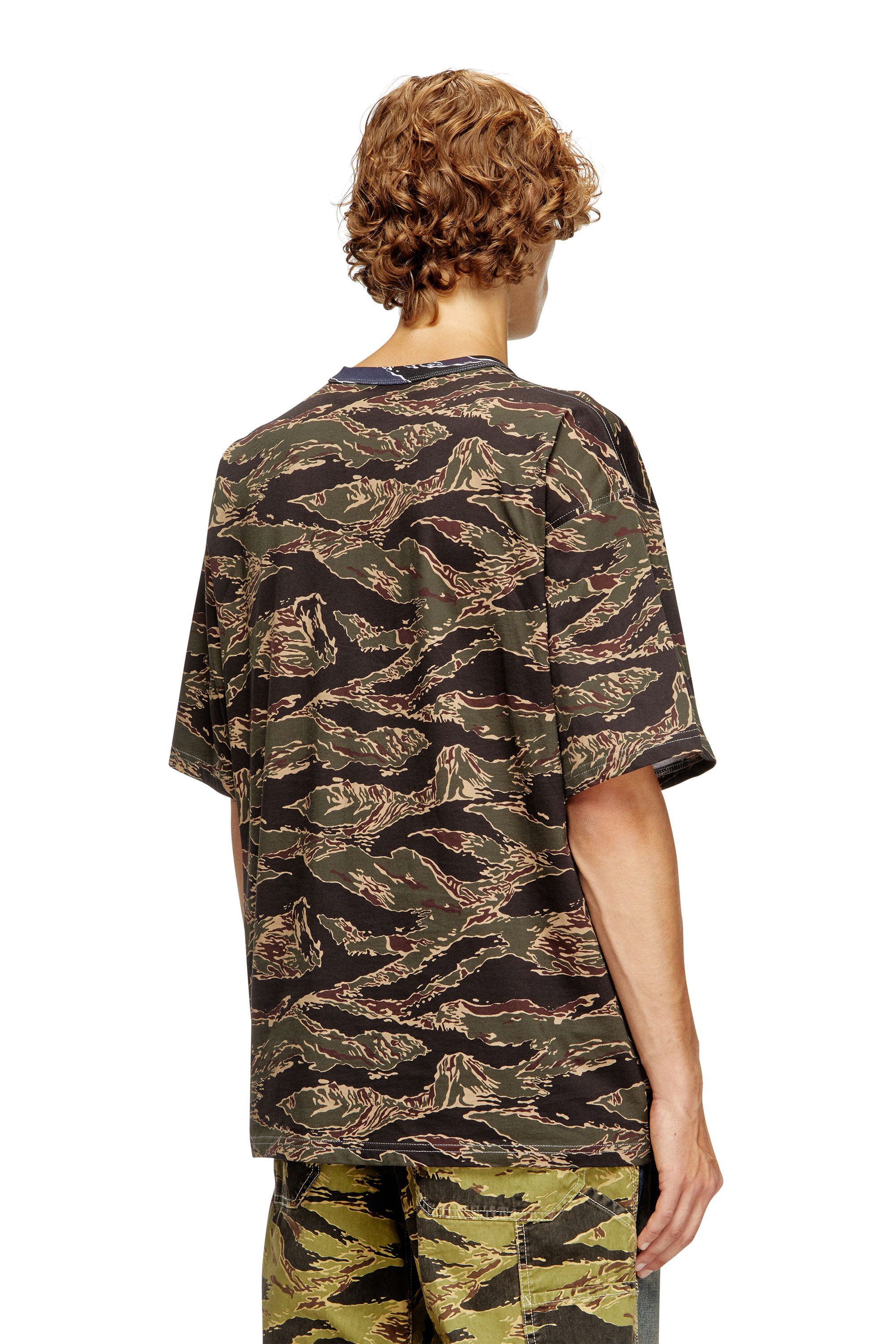 Diesel - T-BOXT-T22, T-shirt con motivo e logo camouflage Uomo in ToBeDefined - 4