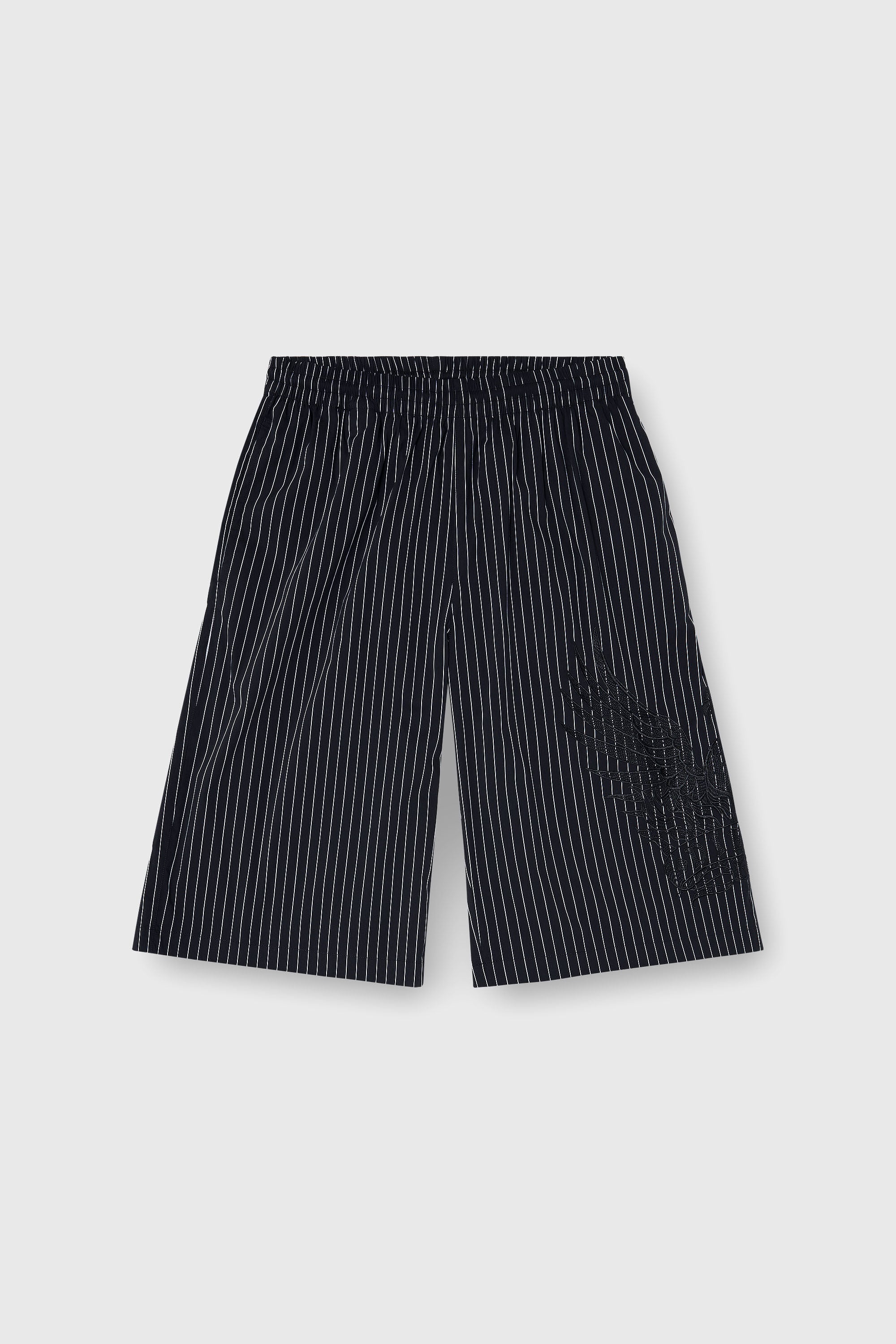 Diesel - P-THEO-SHORT-NJCA, Pantaloni corti a righe con ricamo Phoenix Uomo in Nero - 2