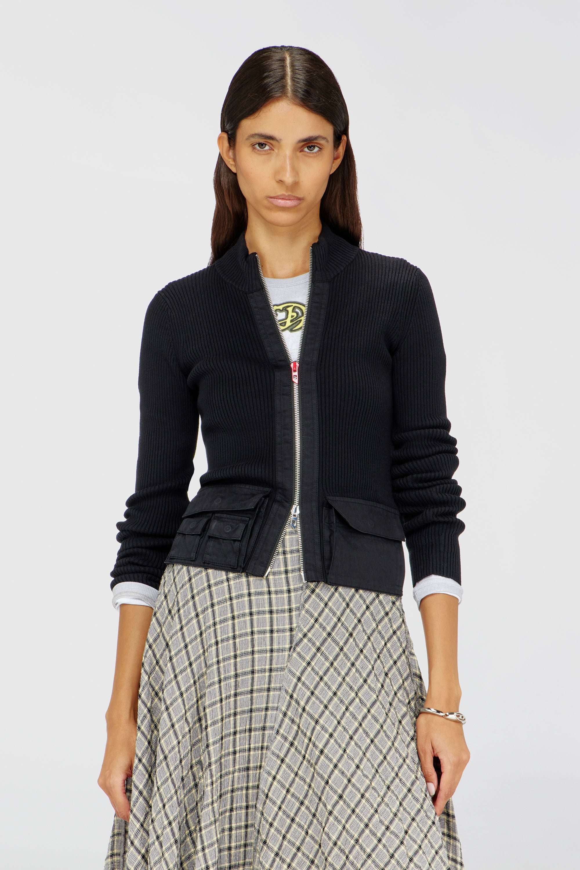Diesel - M-MELISSA, Cardigan a costine con tasche cargo Donna in Nero - 3