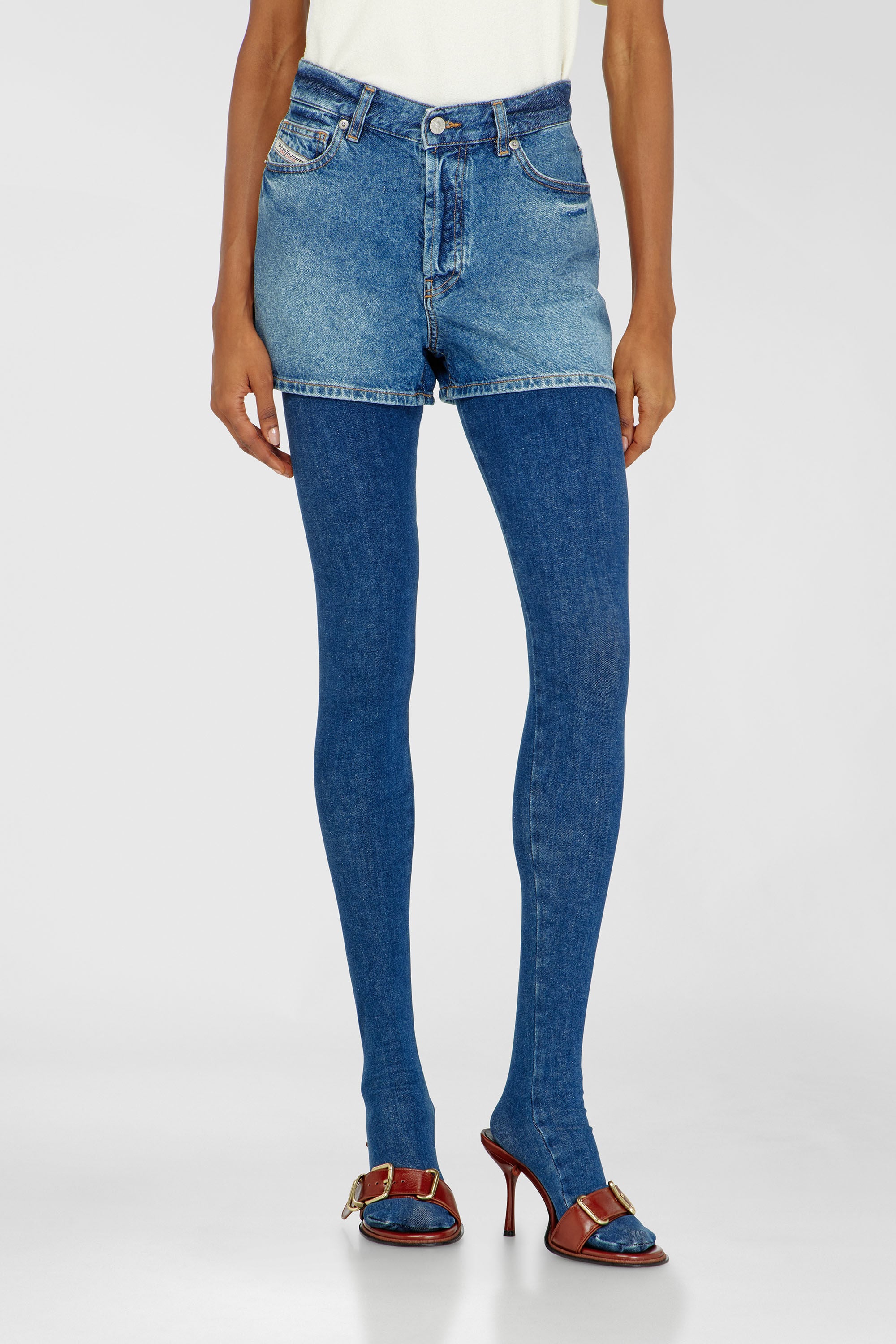 Diesel - DE-HELIOS, Shorts in denim effetto vissuto Donna in Blu - 3