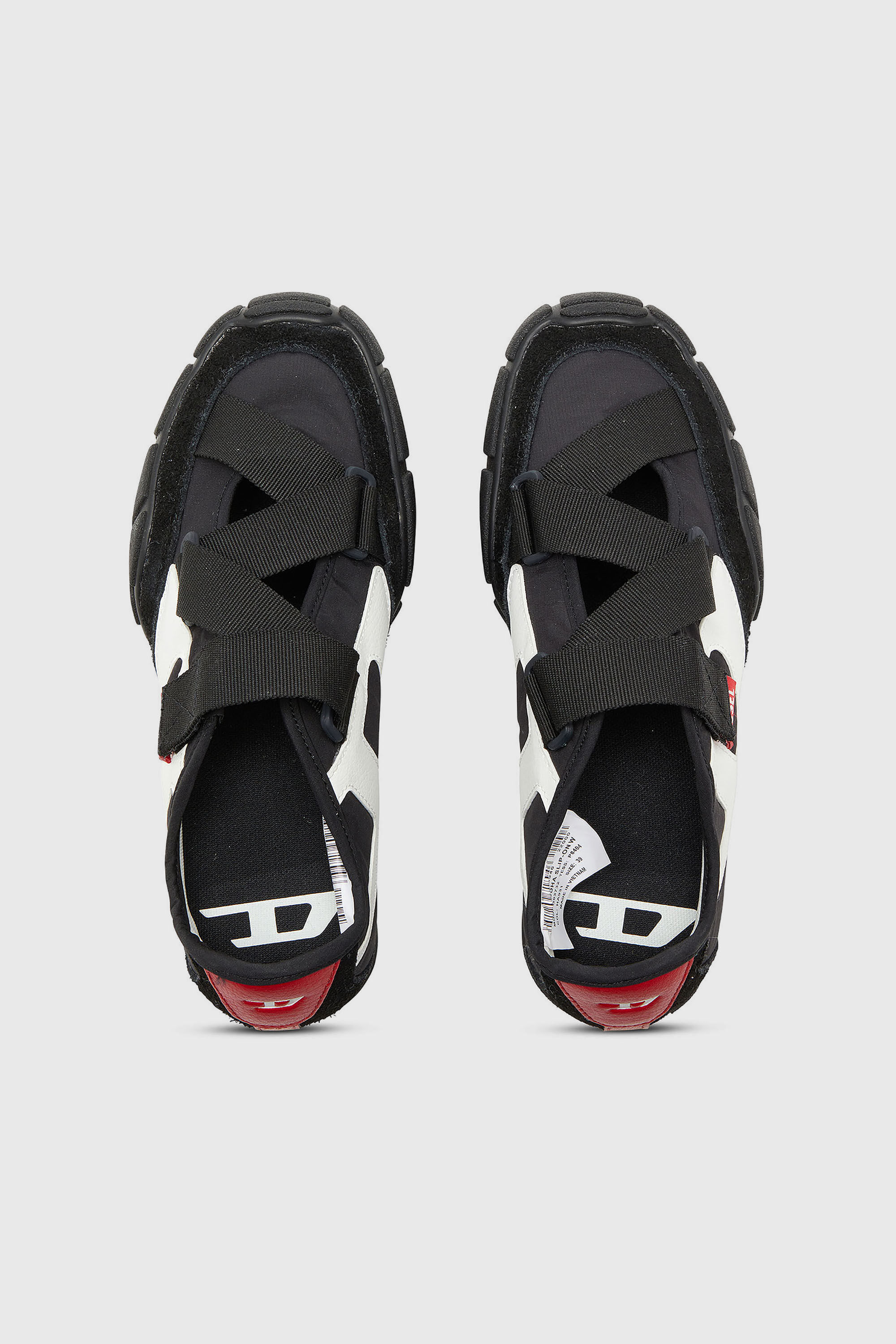 Diesel - S-PAGODHA SLIP-ON W, S-Pagodha-Sneaker in ripstop senza linguetta Donna in Nero - 4