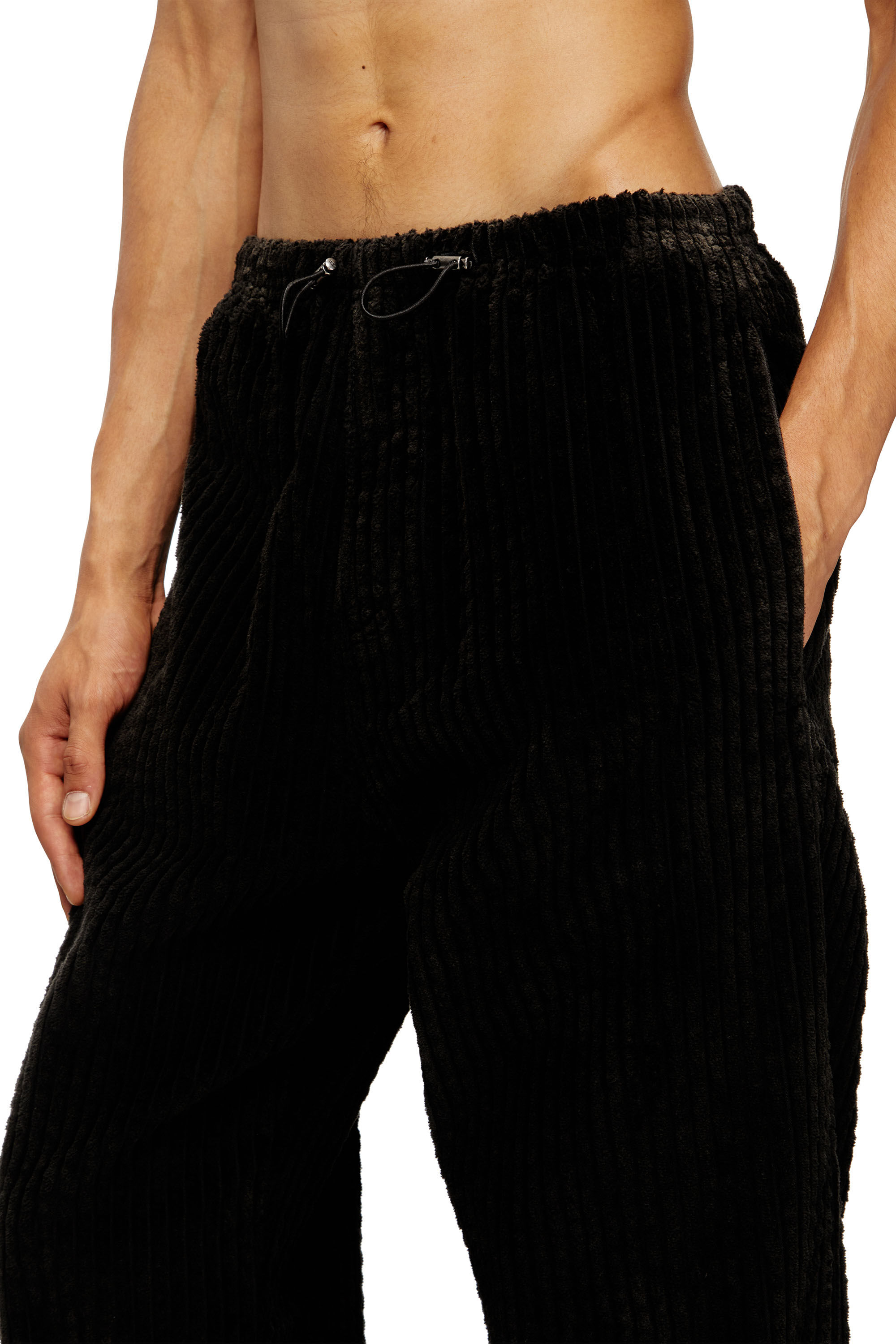Diesel - P-MARTIAL, Pantaloni in velluto a coste con coulisse Uomo in Marrone - 5