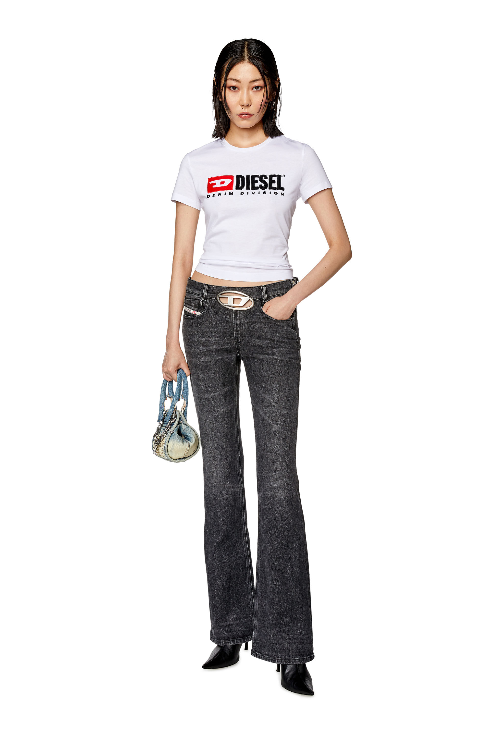 Diesel - T-SLI-DIV, T-shirt con patch Diesel Donna in Bianco - 1