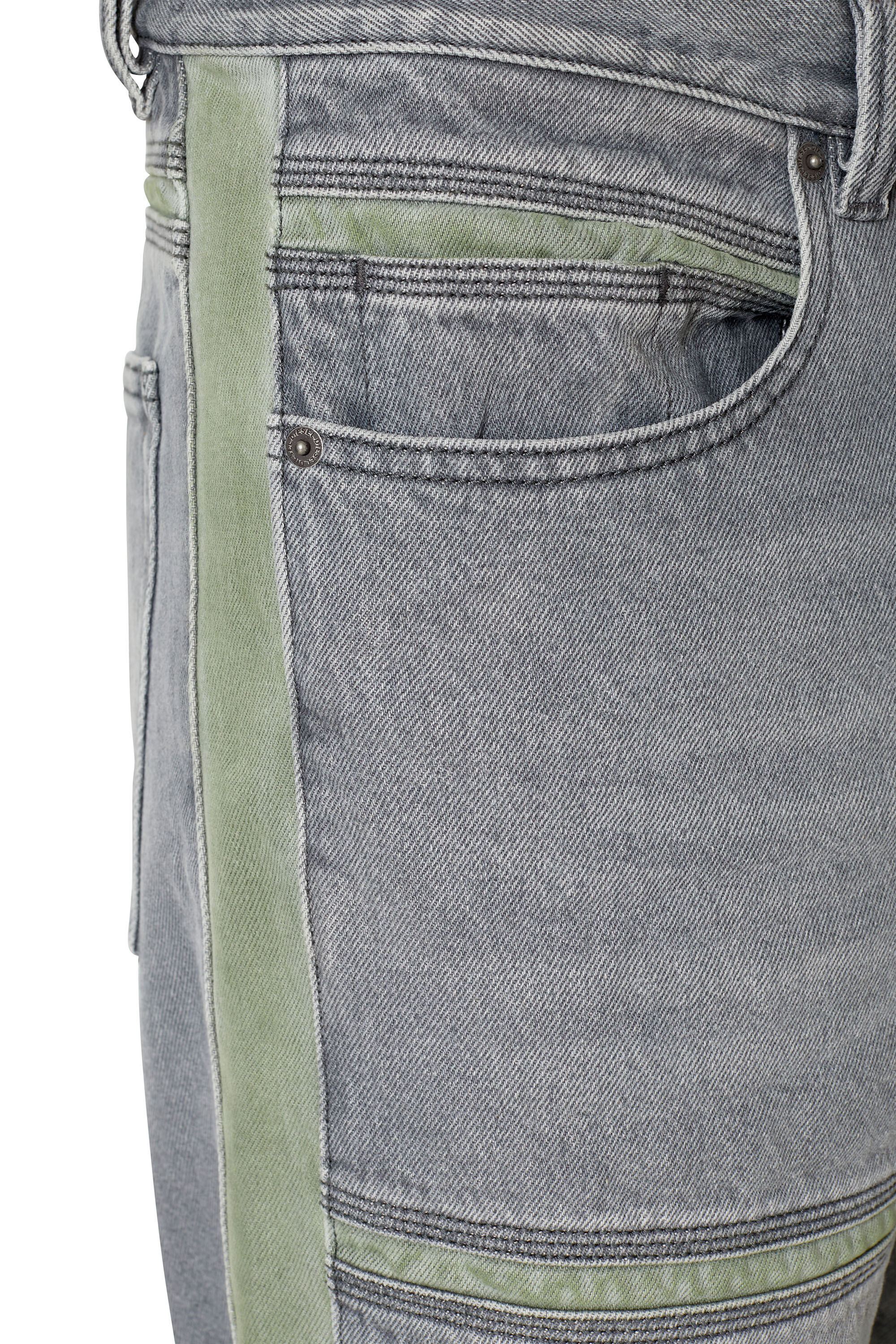 Diesel - D-Mand 007G2 Straight Jeans, Grigio Chiaro - Image 6