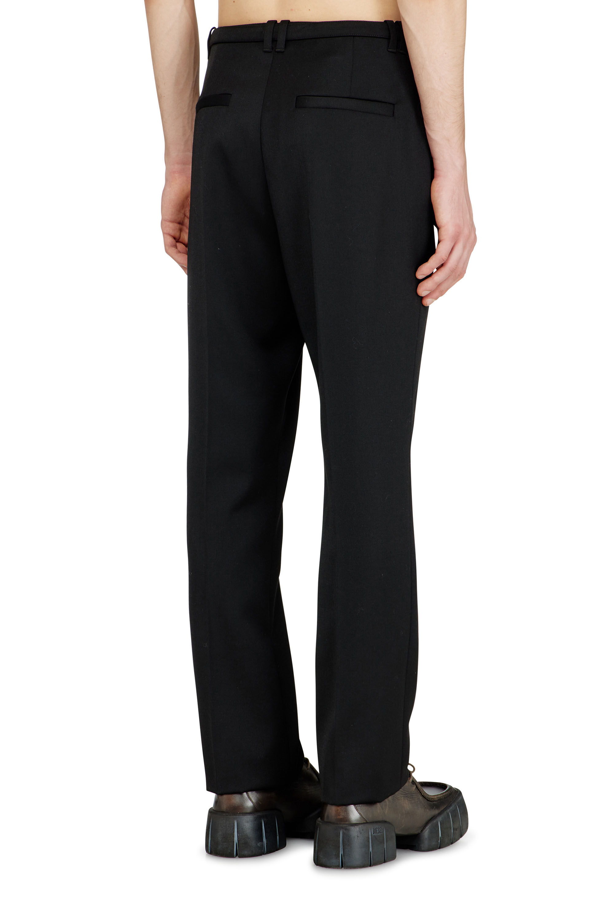 Diesel - P-NEDAR-A, Pantaloni sartoriali con cintura biker Uomo in Nero - 4