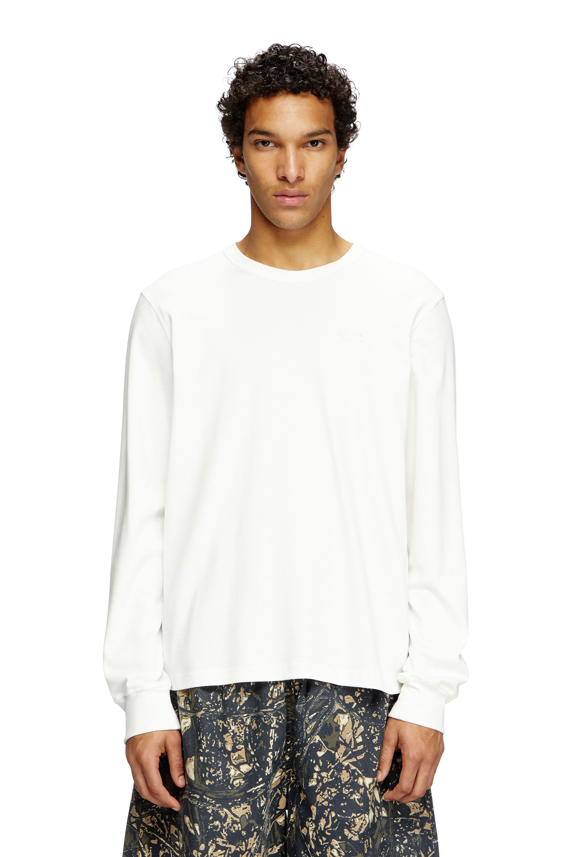 Diesel - T-ADJUST-LS-SLITS-R17, T-shirt a maniche lunghe con logo ricamato Uomo in Bianco - 3