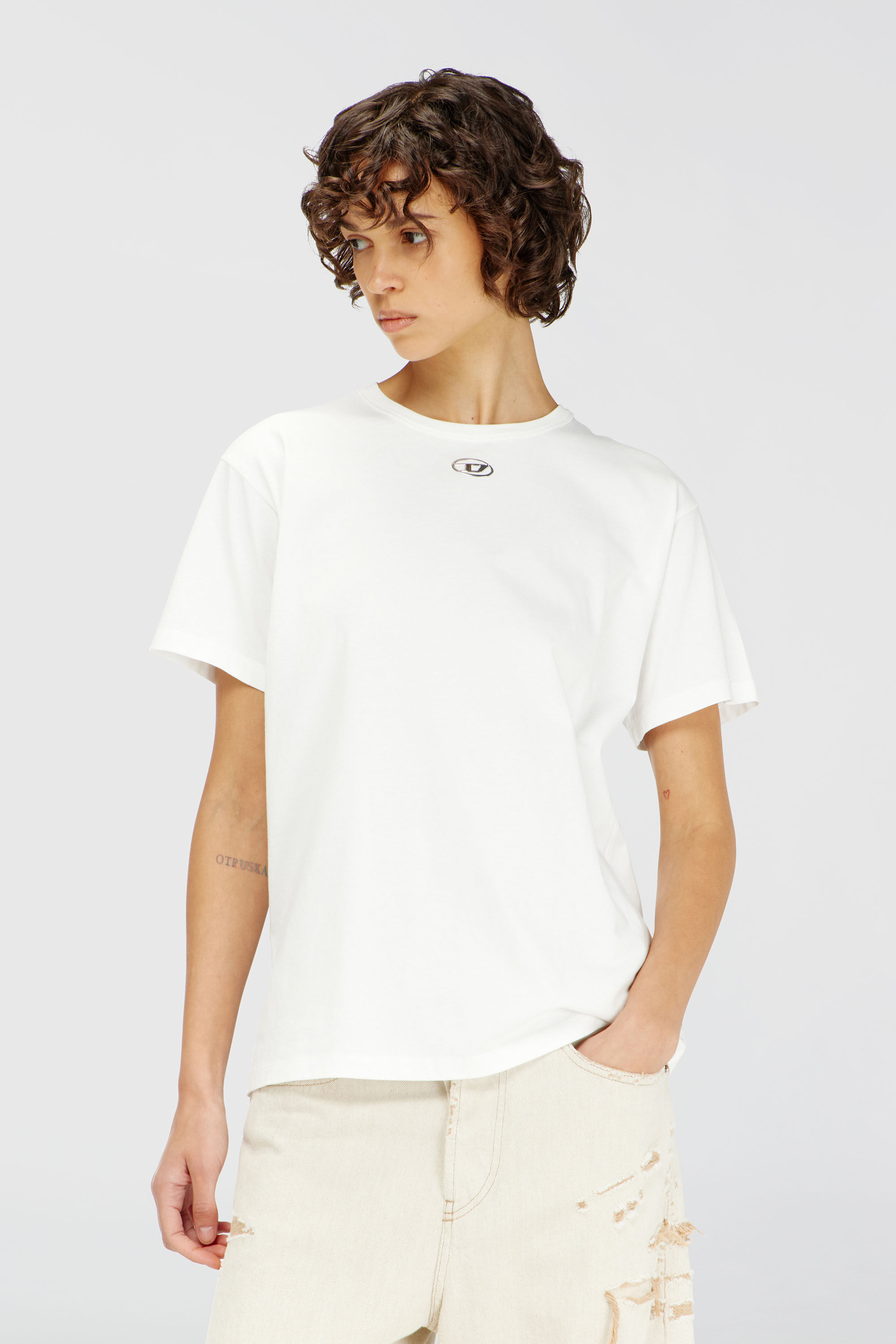 Diesel - T-NORMY-OD-S1, T-shirt in cotone con Oval D metallizzato Donna in Bianco - 3