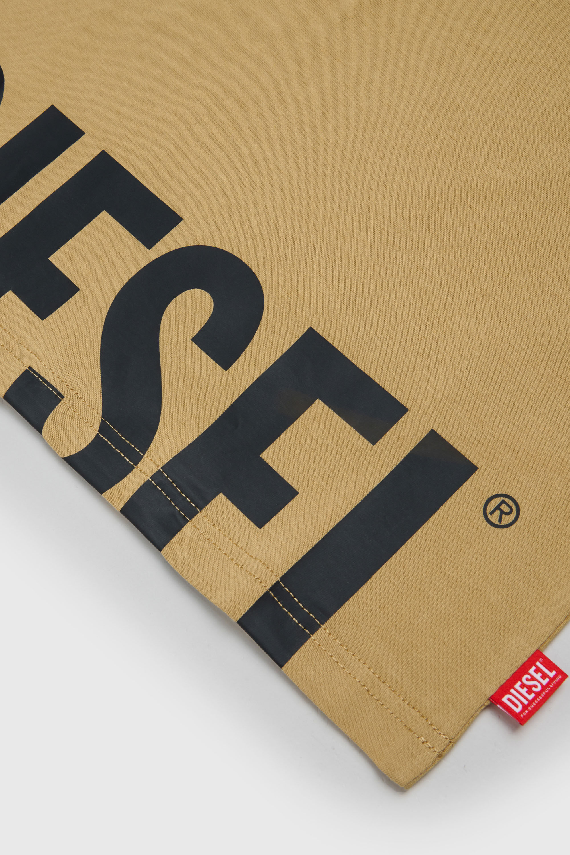 Diesel - TPRES, T-shirt con logo cut-off Uomo in Marrone - 4