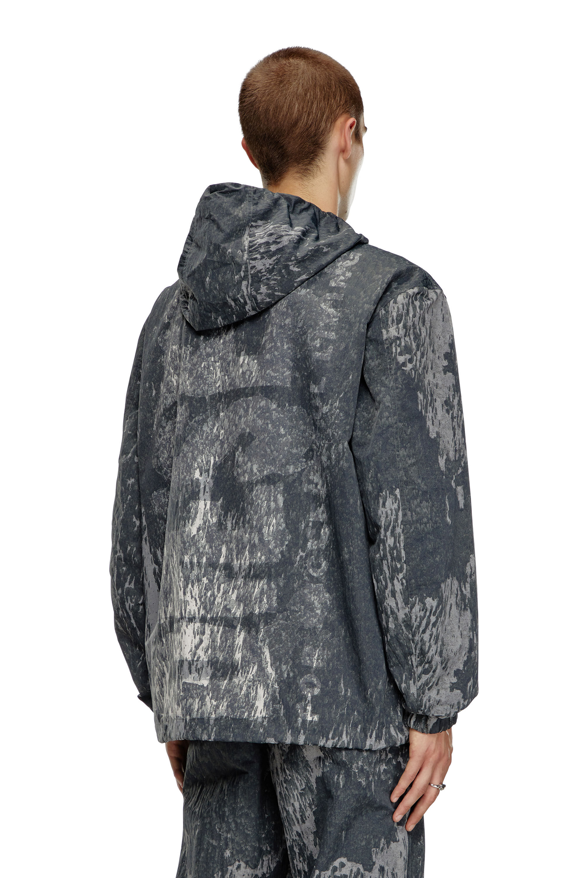 Diesel - J-BRICK, Giacca a vento con cappuccio Rain Camo Uomo in Nero - 4