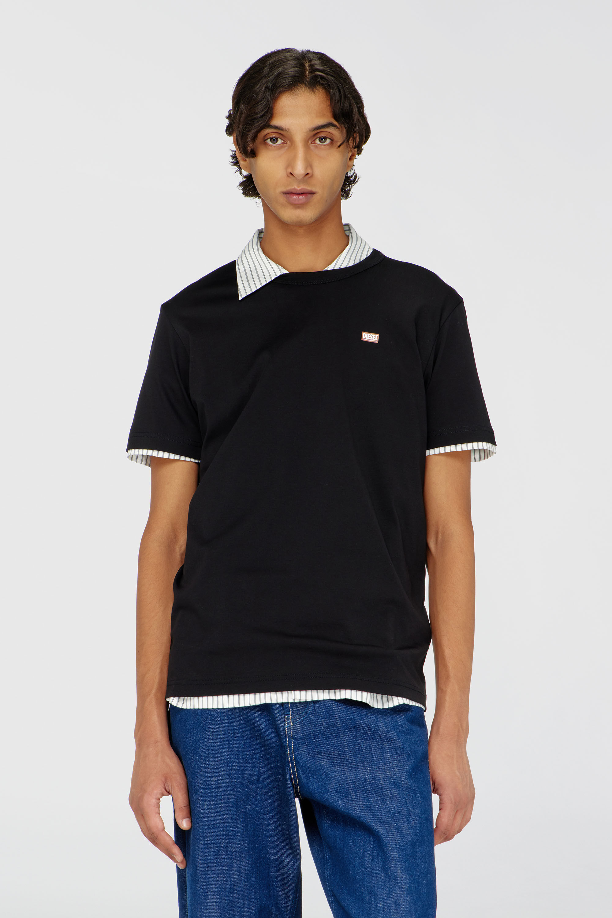 Diesel - T-MIEGOR-K77, T-shirt in cotone mercerizzato con mini logo Uomo in Nero - 3