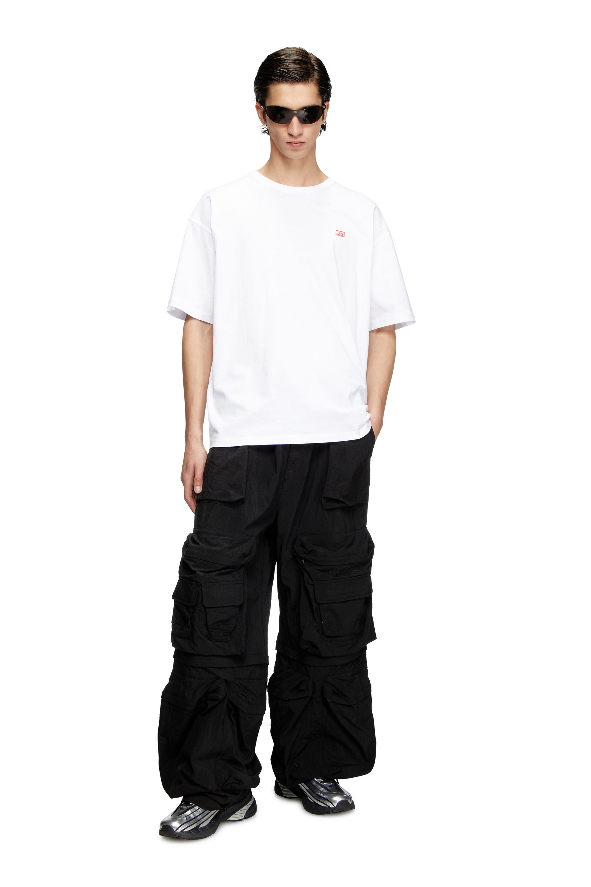 Diesel - T-BOXT-R30, T-shirt con piccolo logo Uomo in Bianco - 1