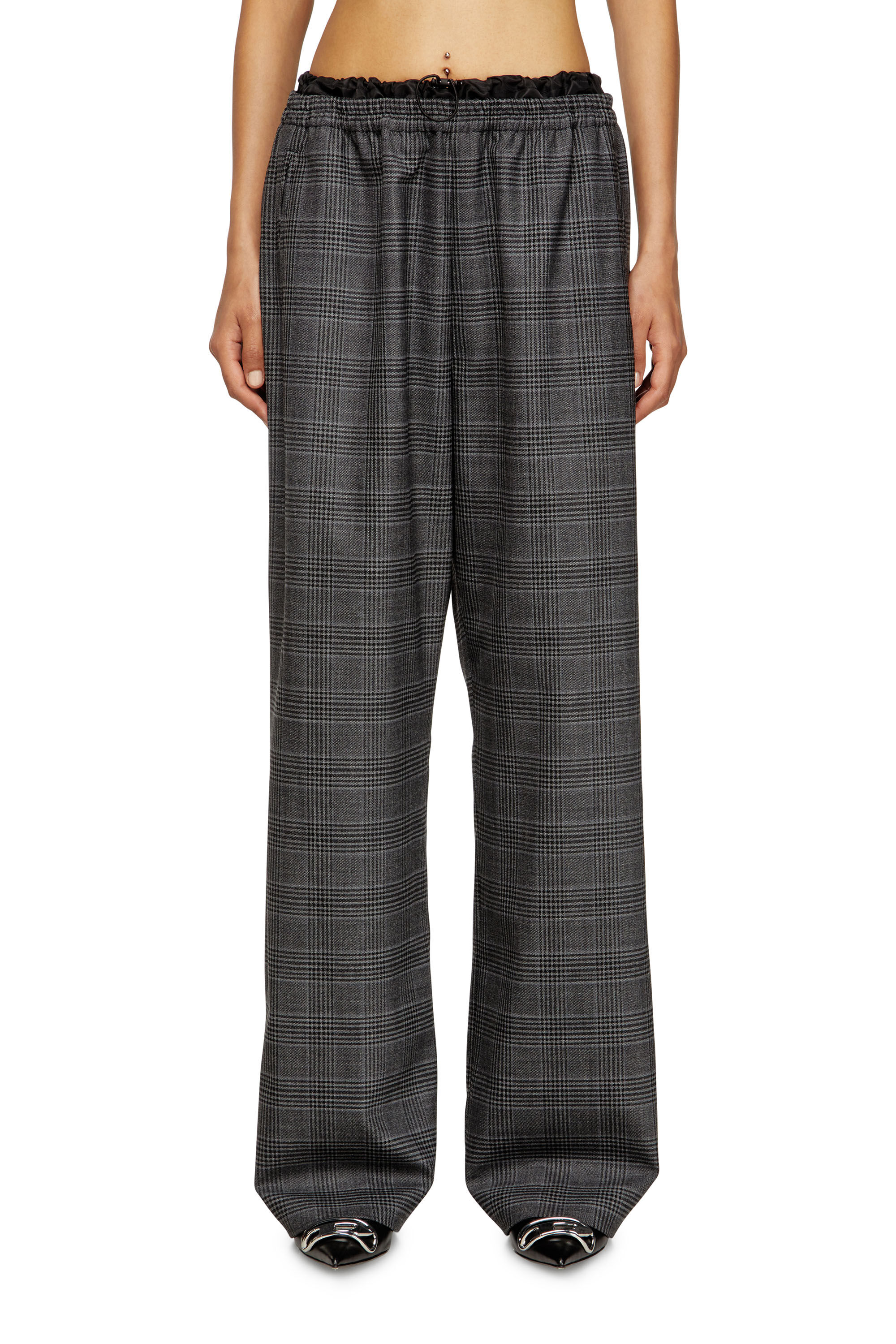 Diesel - P-YRITE, Pantaloni in lana con tasche a filo Donna in Nero - 3