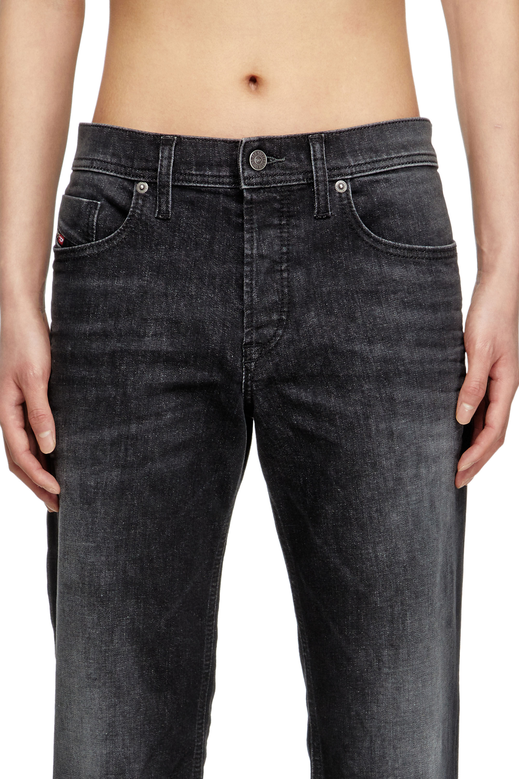 Diesel - Regular Jeans 2023 D-Finitive 0DBDT Uomo, Nero/Grigio scuro - Image 3