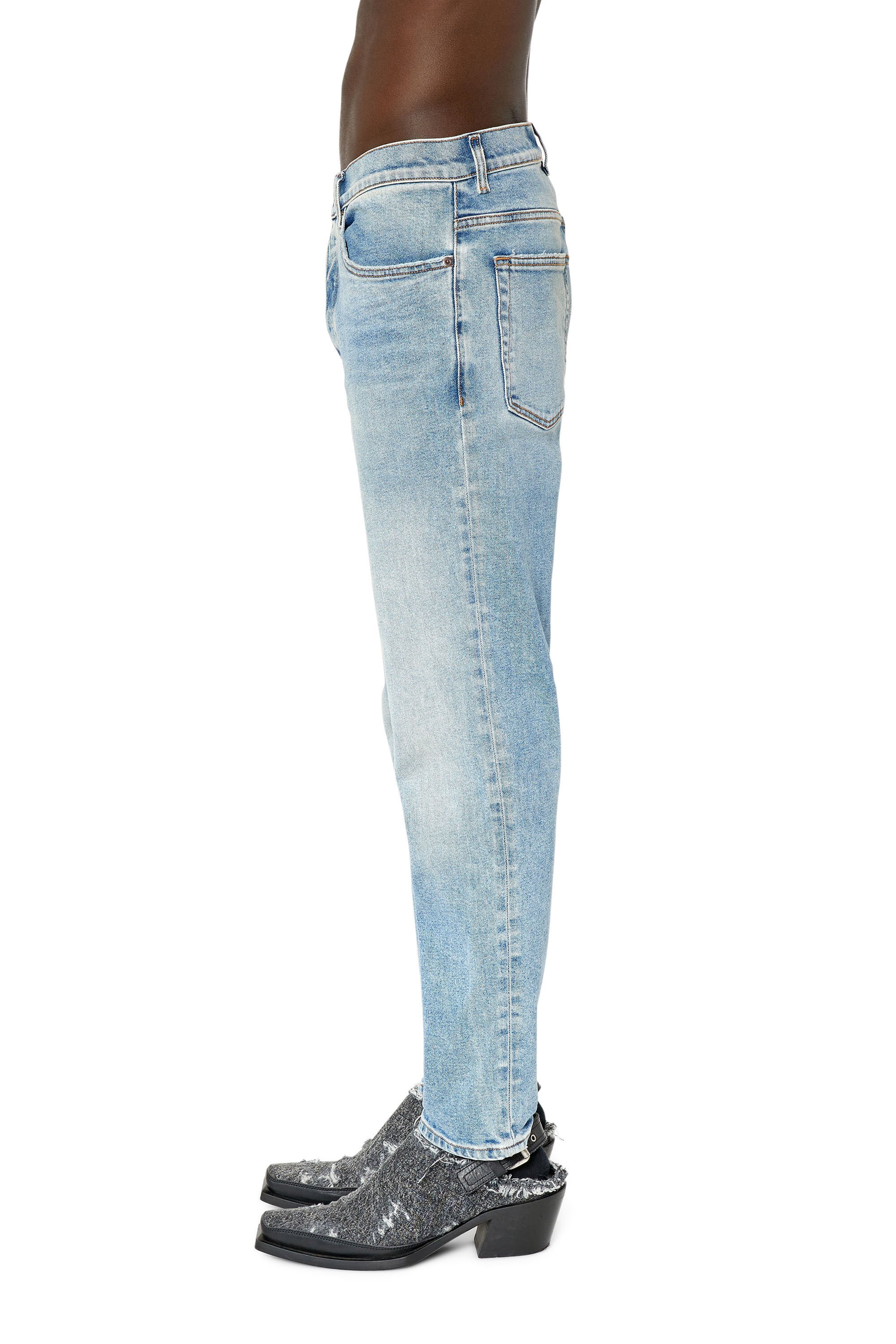 Diesel - Tapered Jeans 2005 D-Fining 09E86, Blu Chiaro - Image 5