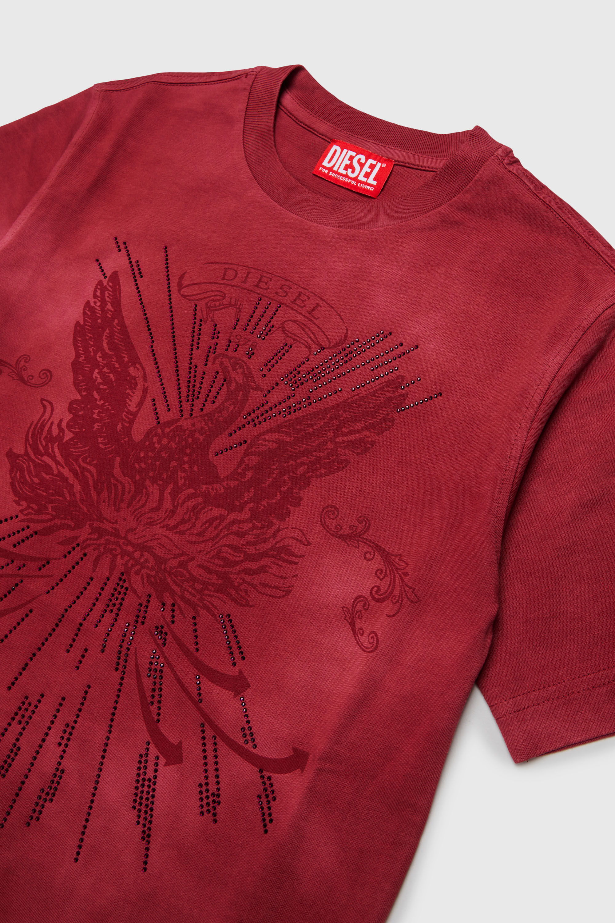 Diesel - TFIN OVER, T-shirt con motivo fenice decorato Uomo in Rosso - 3