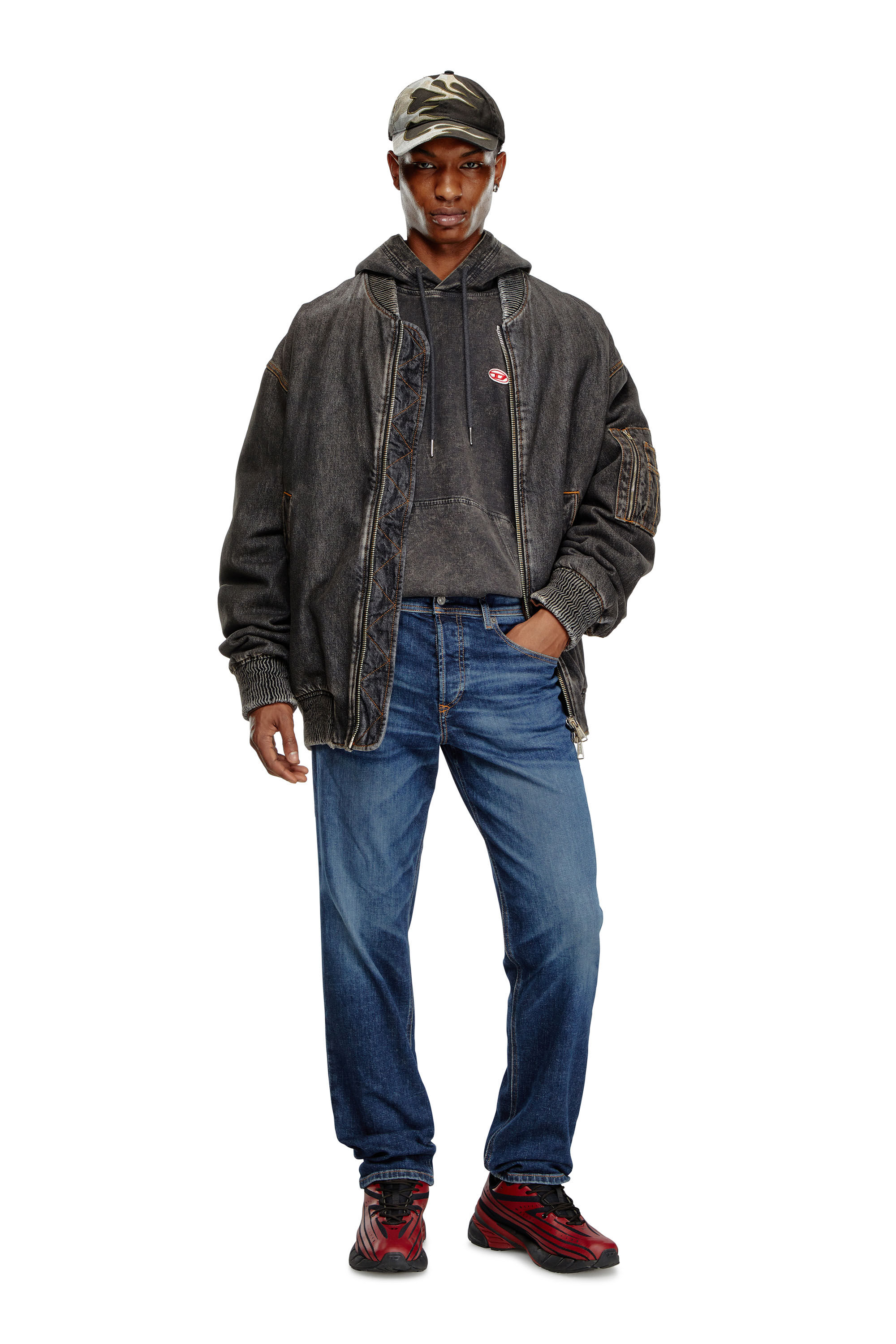 Diesel - Tapered Jeans 2023 D-Finitive 09J47, Blu Scuro - Image 1