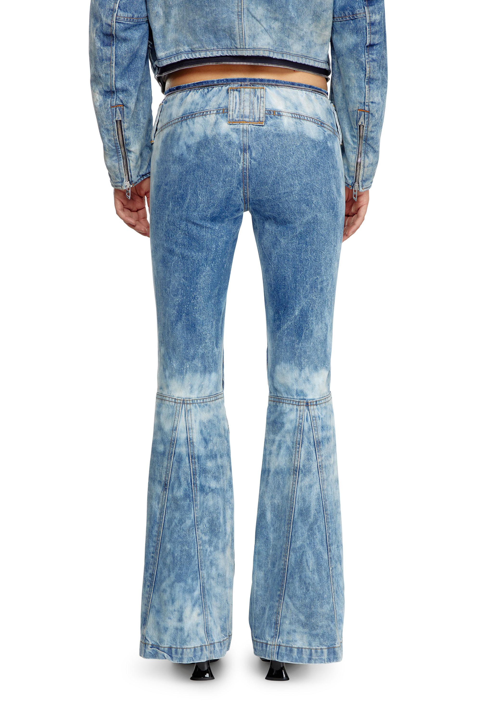 Diesel - Bootcut Jeans D-Gen 0PGAM Donna, Blu Chiaro - Image 4