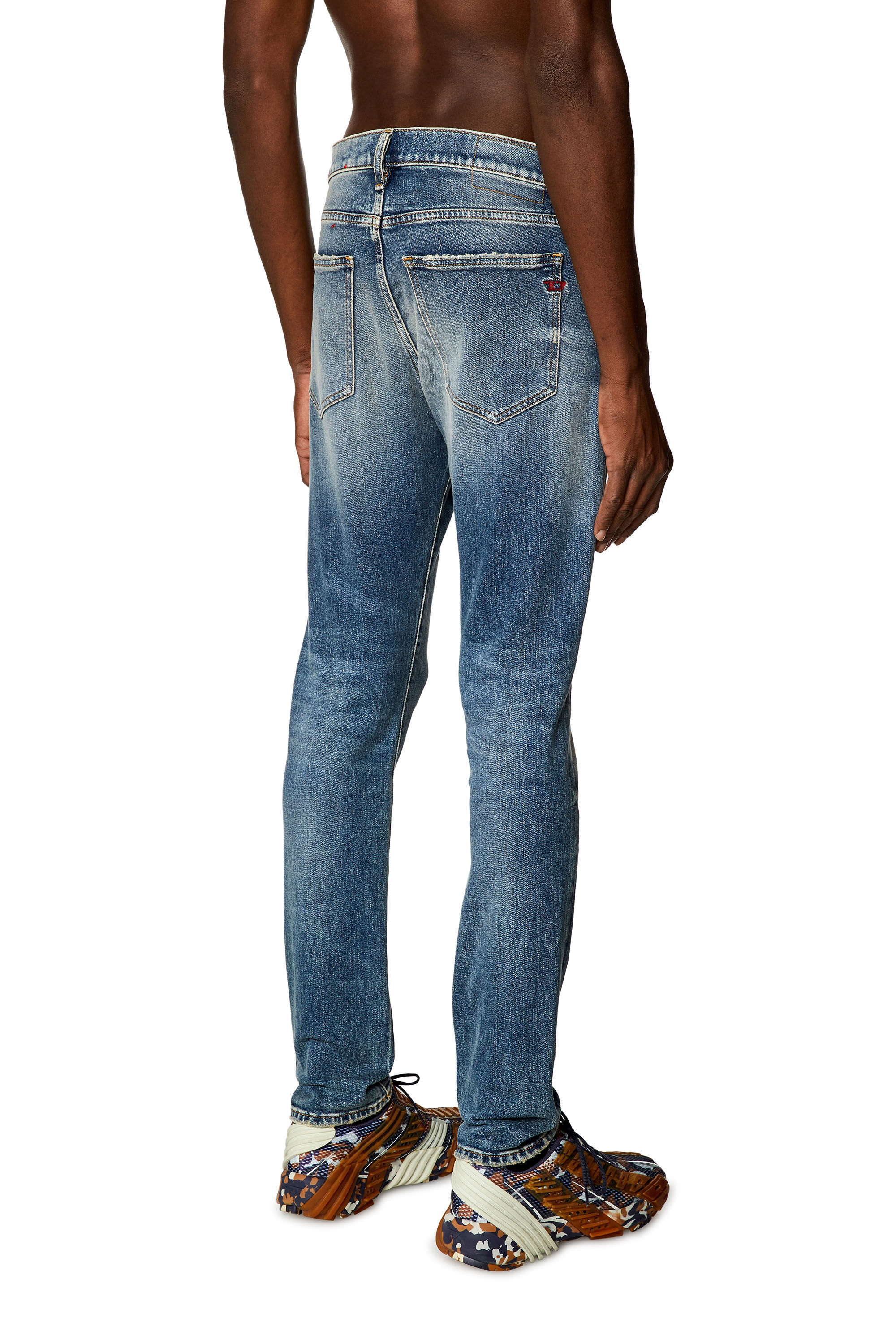 Diesel - Slim Jeans 2019 D-Strukt E07L1, Blu medio - Image 4