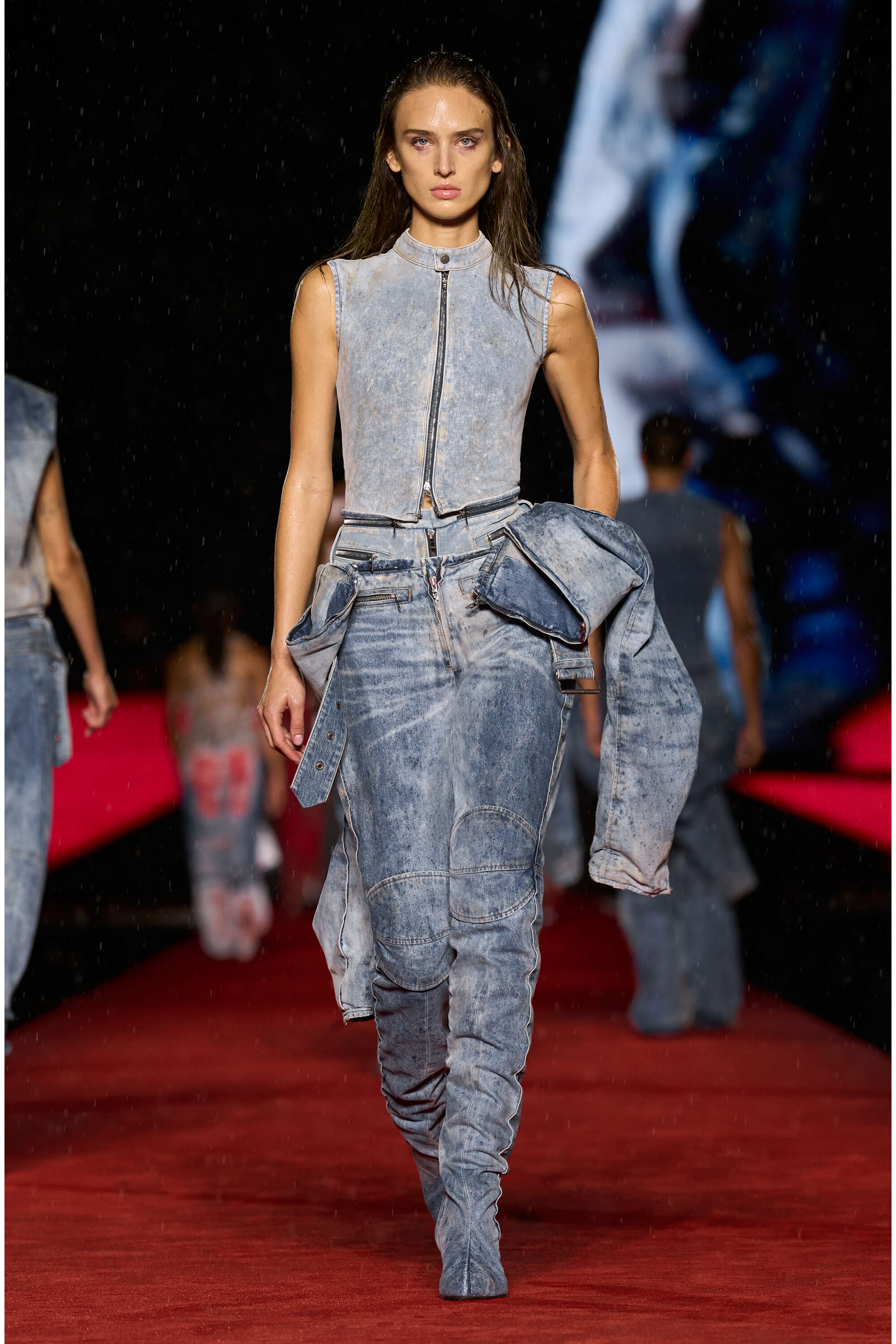 Diesel - DE-NATAISLA-FSE, Woman Second-skin transformable denim jumpsuit in Blue - Image 5