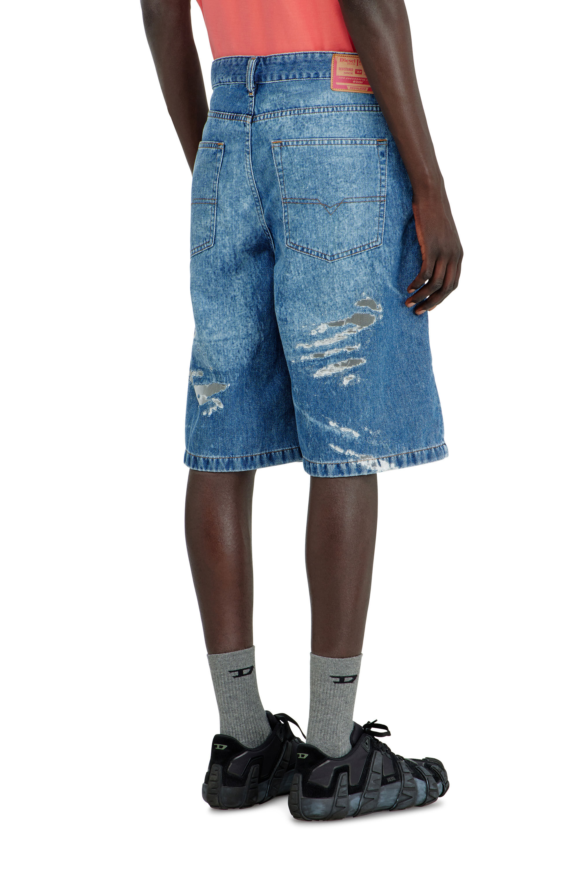 Diesel - PR-DE-SIRE-SHORT, Pantaloni corti in denim devor&eacute; Unisex in Blu - 4