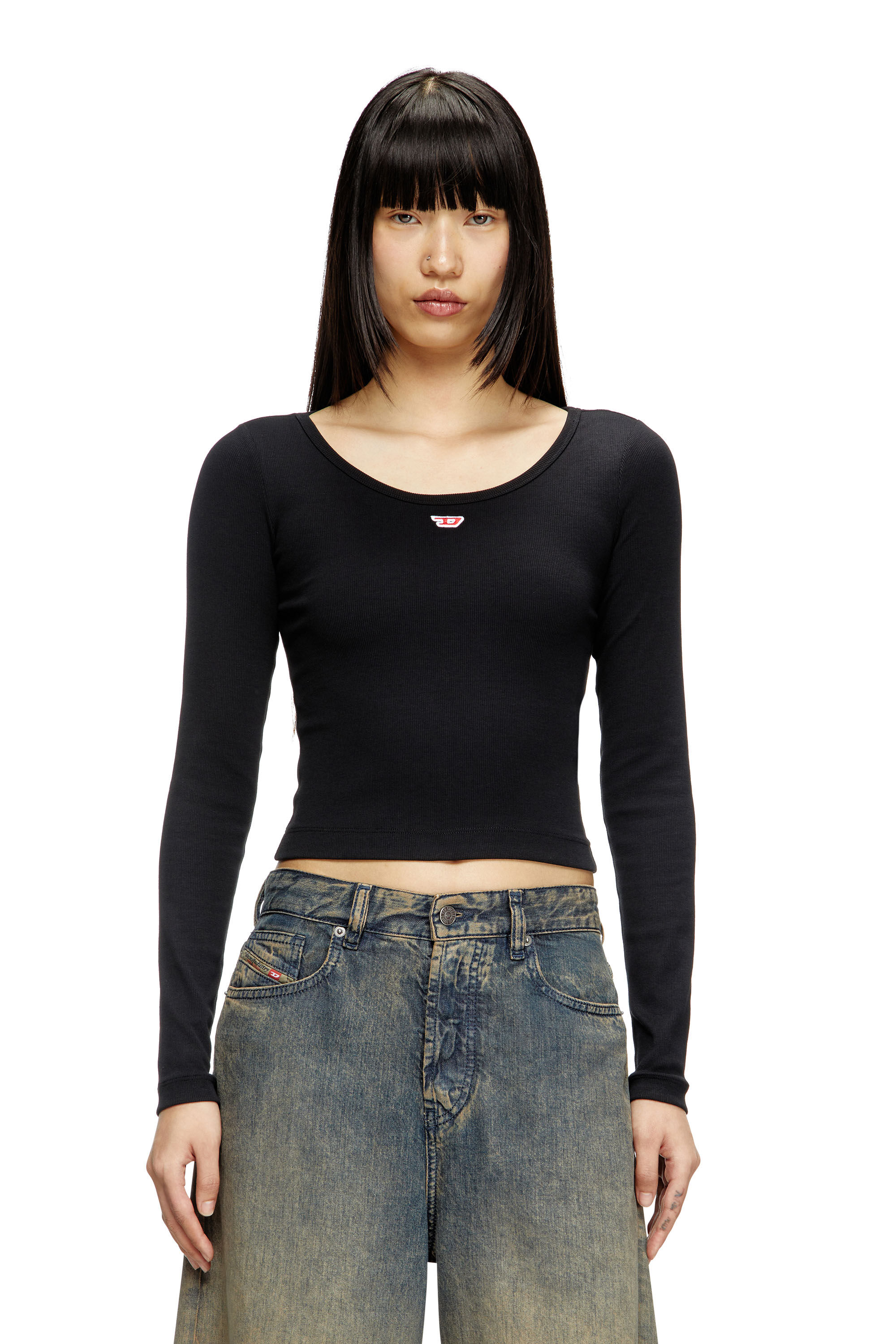 Diesel - T-BALLET-D, Top a maniche lunghe con patch D ricamata Donna in Nero - 3