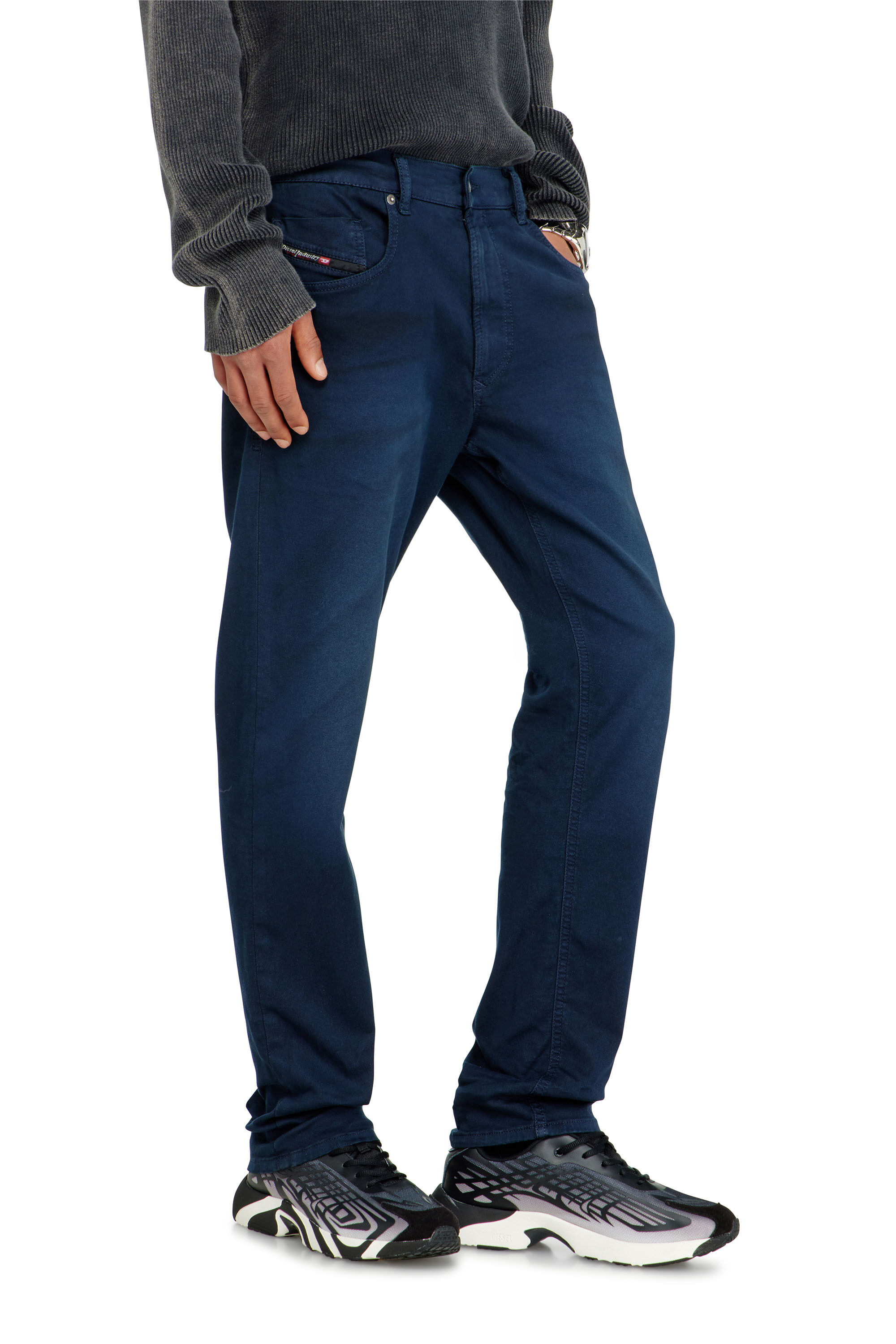 Diesel - Regular 2032 D-Krooley-BW Joggjeans&reg; 0670M Uomo, Blu Scuro - Image 5