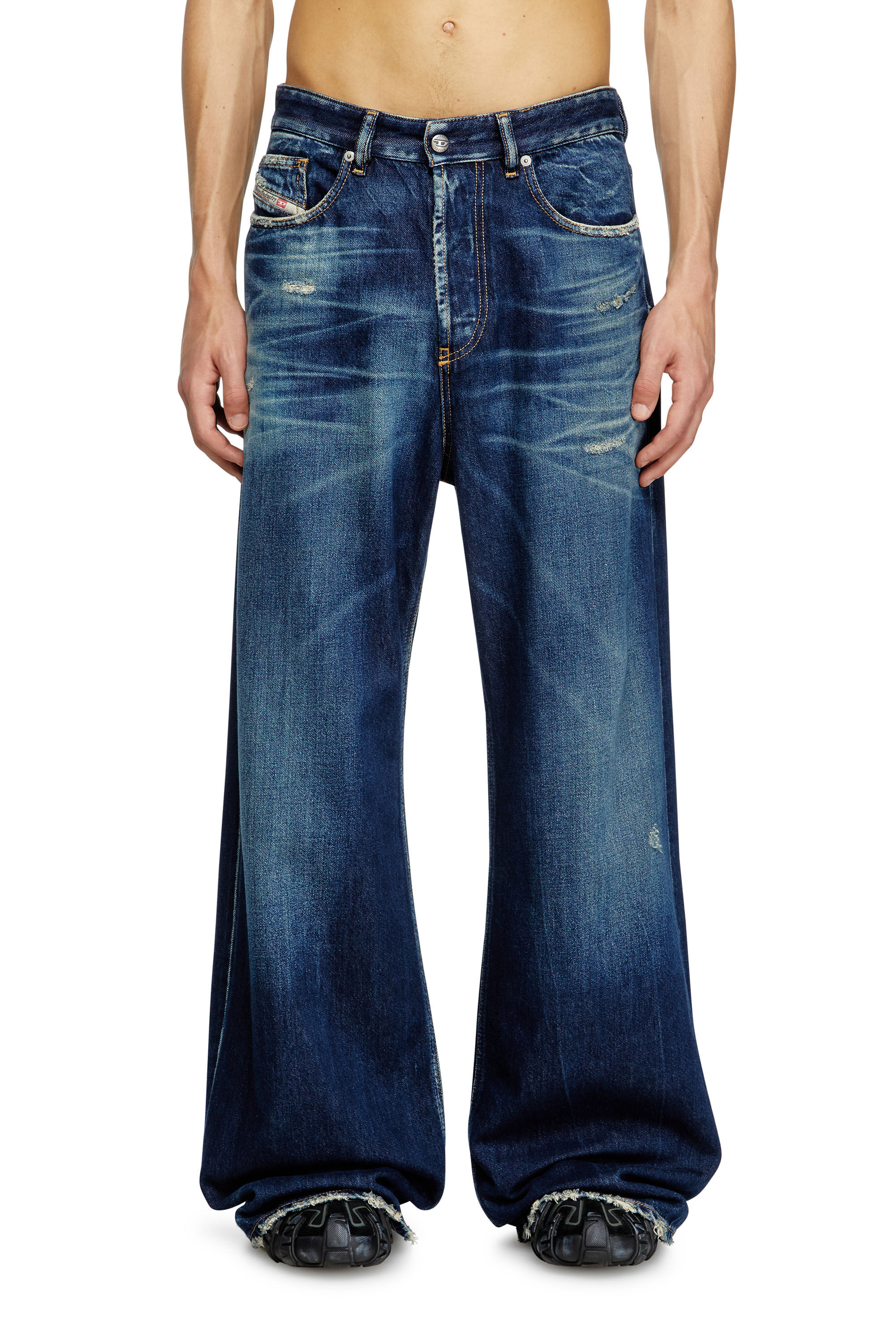 Diesel - Relaxed Jeans D-Rise 09M06 Uomo, Blu Scuro - Image 3