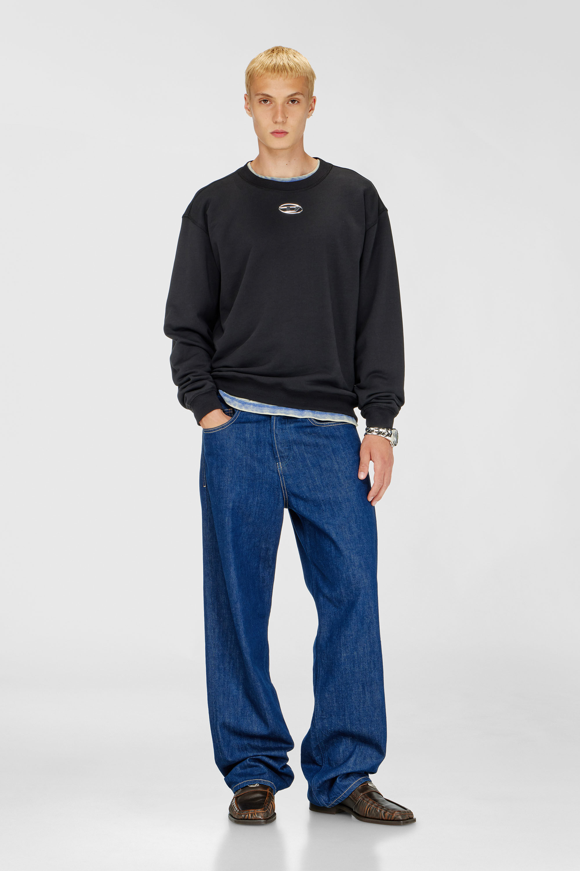 Diesel - S-NORM-IOD, Felpa regular con Oval D metallico Uomo in Nero - 1