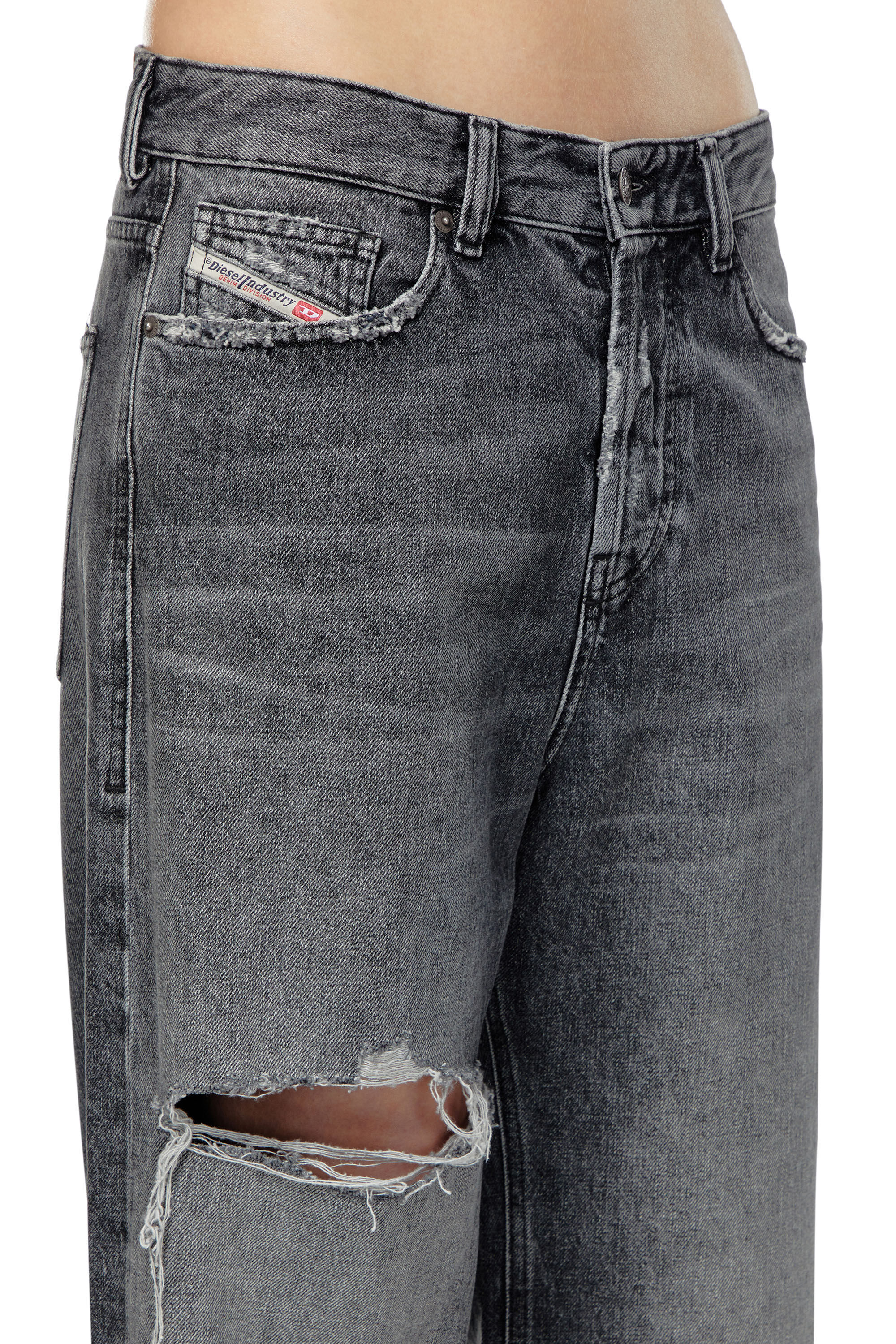 Jeans strappo dietro clearance