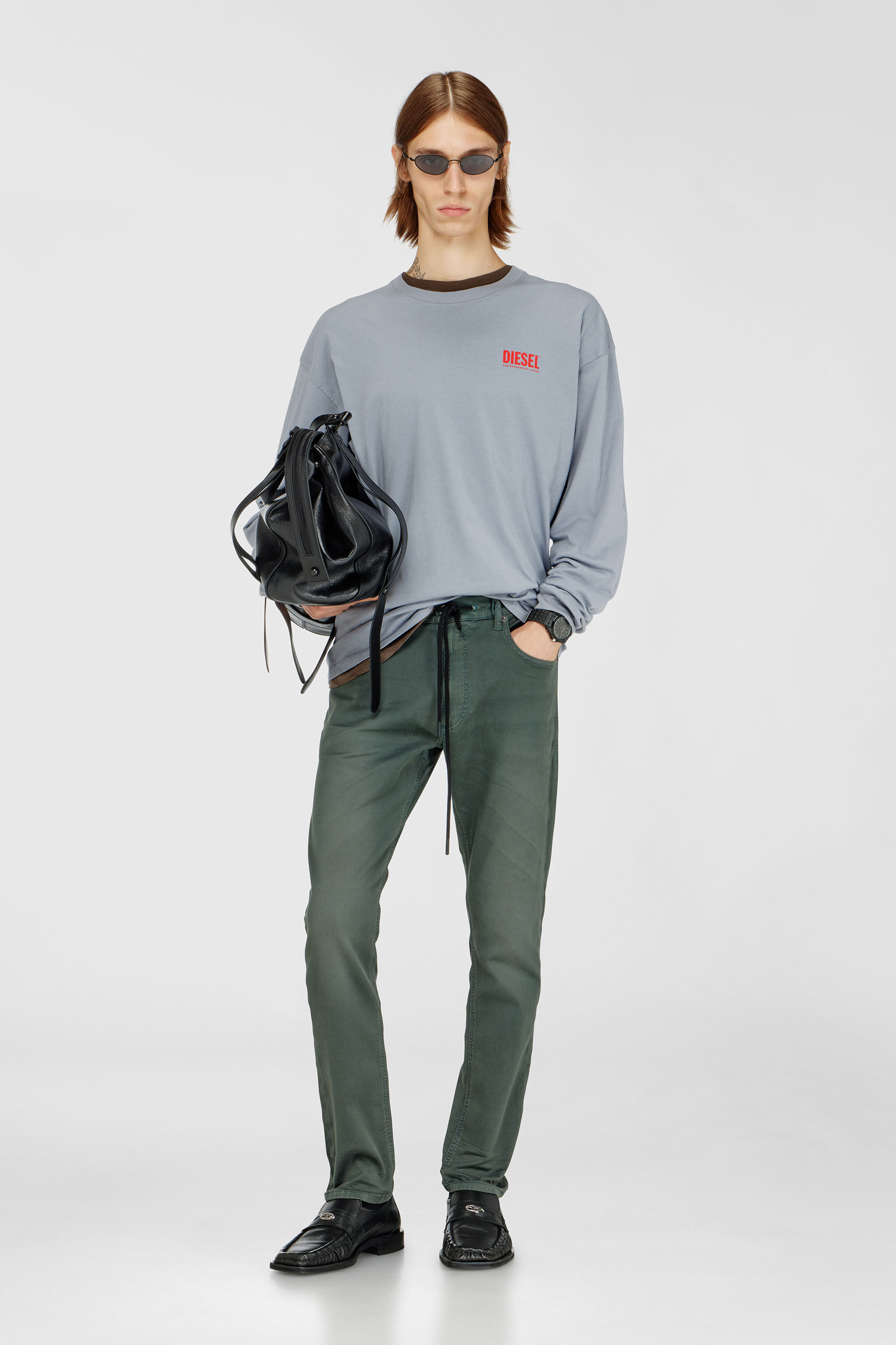 Diesel - Regular 2032 D-Krooley Joggjeans&reg; 0670M Uomo, Grigio - Image 1
