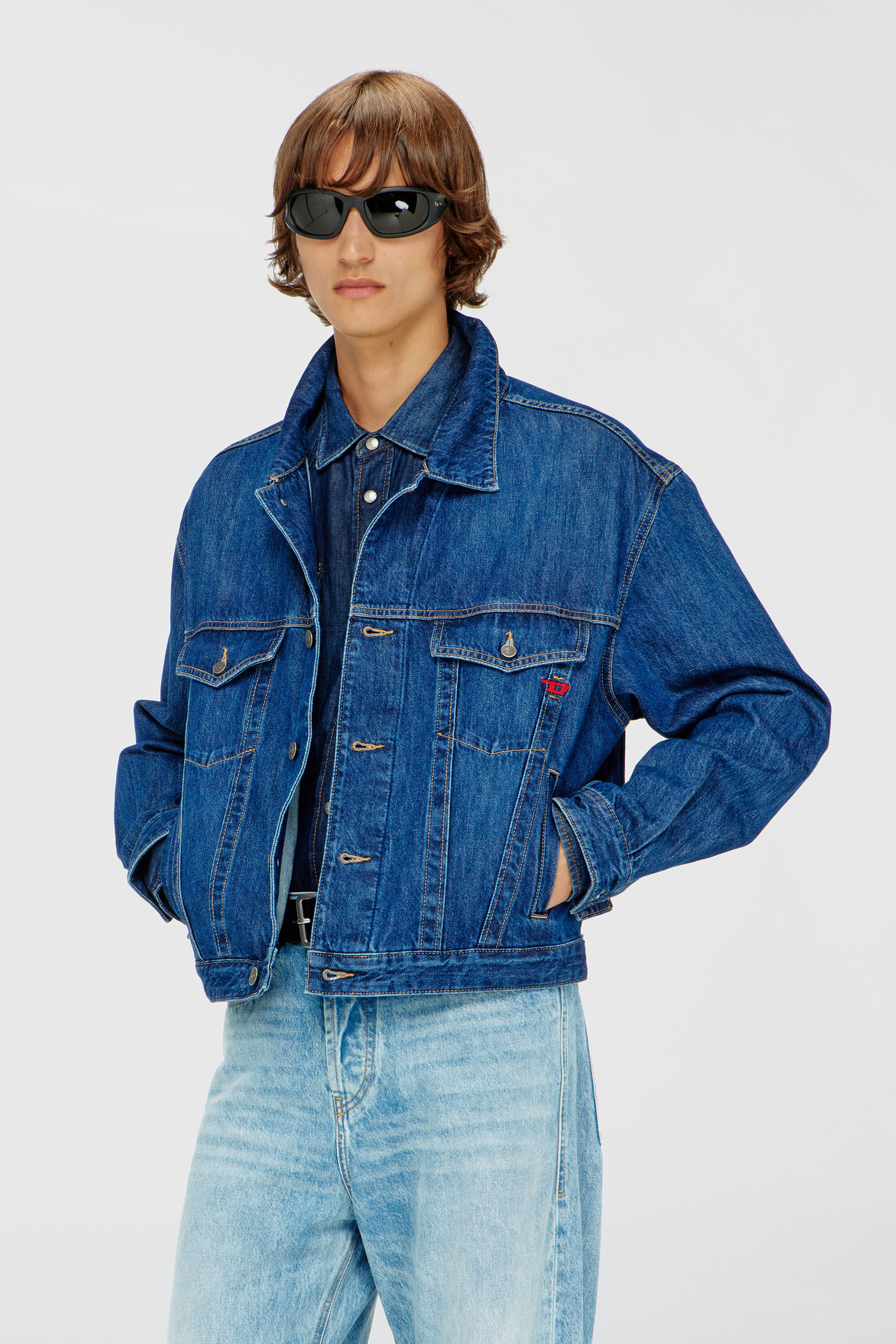 Diesel - D-RANGER, Giacca trucker in denim Uomo in Blu - 3