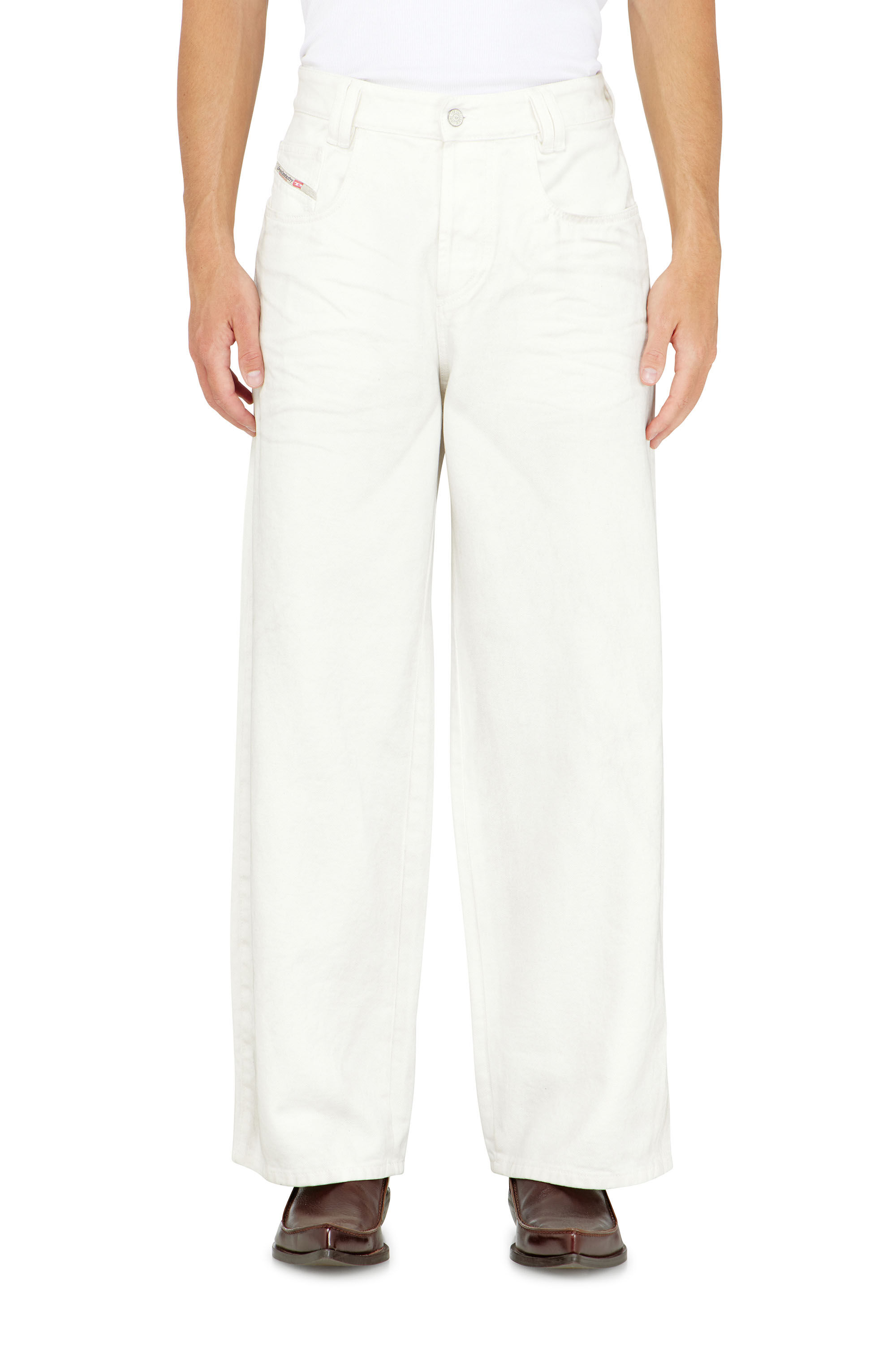 Diesel - Relaxed Jeans 1982 D-Hakou 007GG Unisex, Bianco - Image 4
