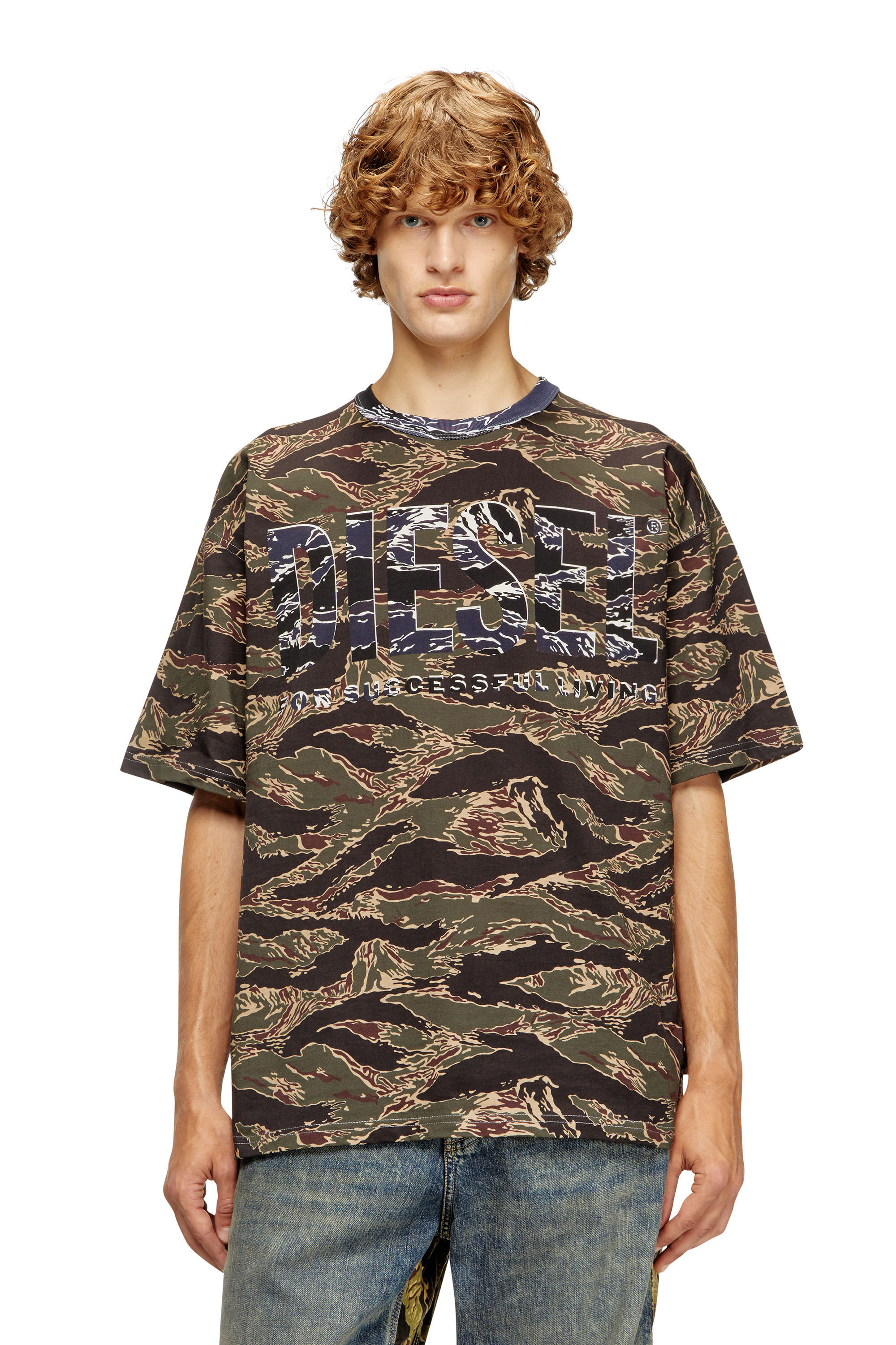 Diesel - T-BOXT-T22, T-shirt con motivo e logo camouflage Uomo in ToBeDefined - 3