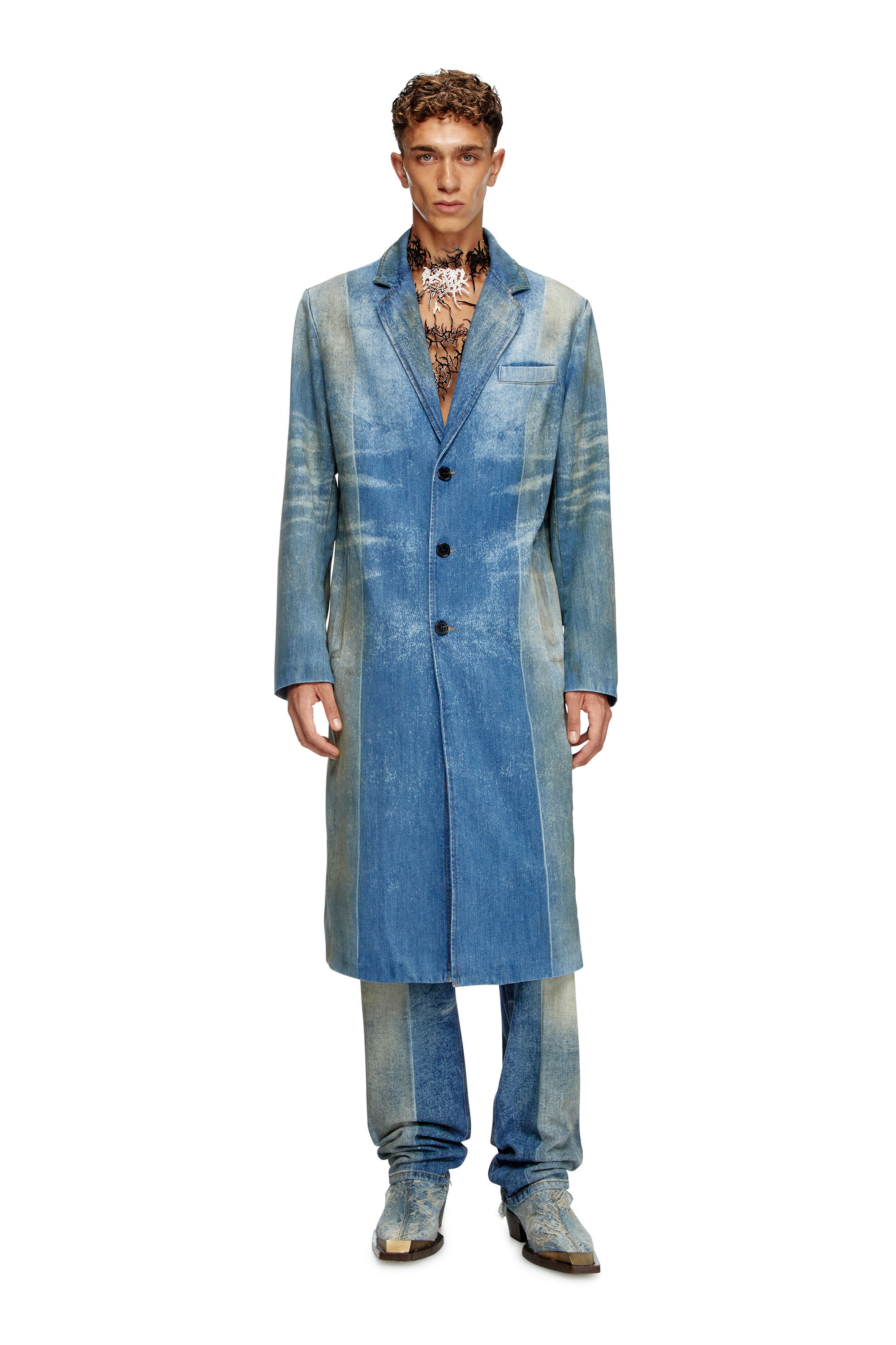 Diesel - D-BALZER-MID-FSF, Cappotto in denim con motivo solarizzato Uomo in Blu - 3