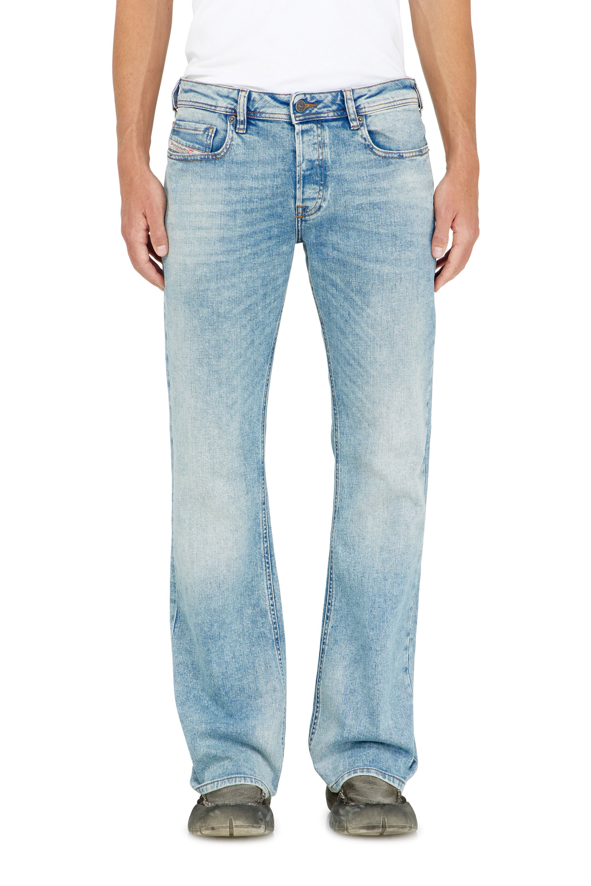 Diesel - Bootcut Jeans 2007 Zatiny 0DBDV Uomo, Blu Chiaro - Image 4