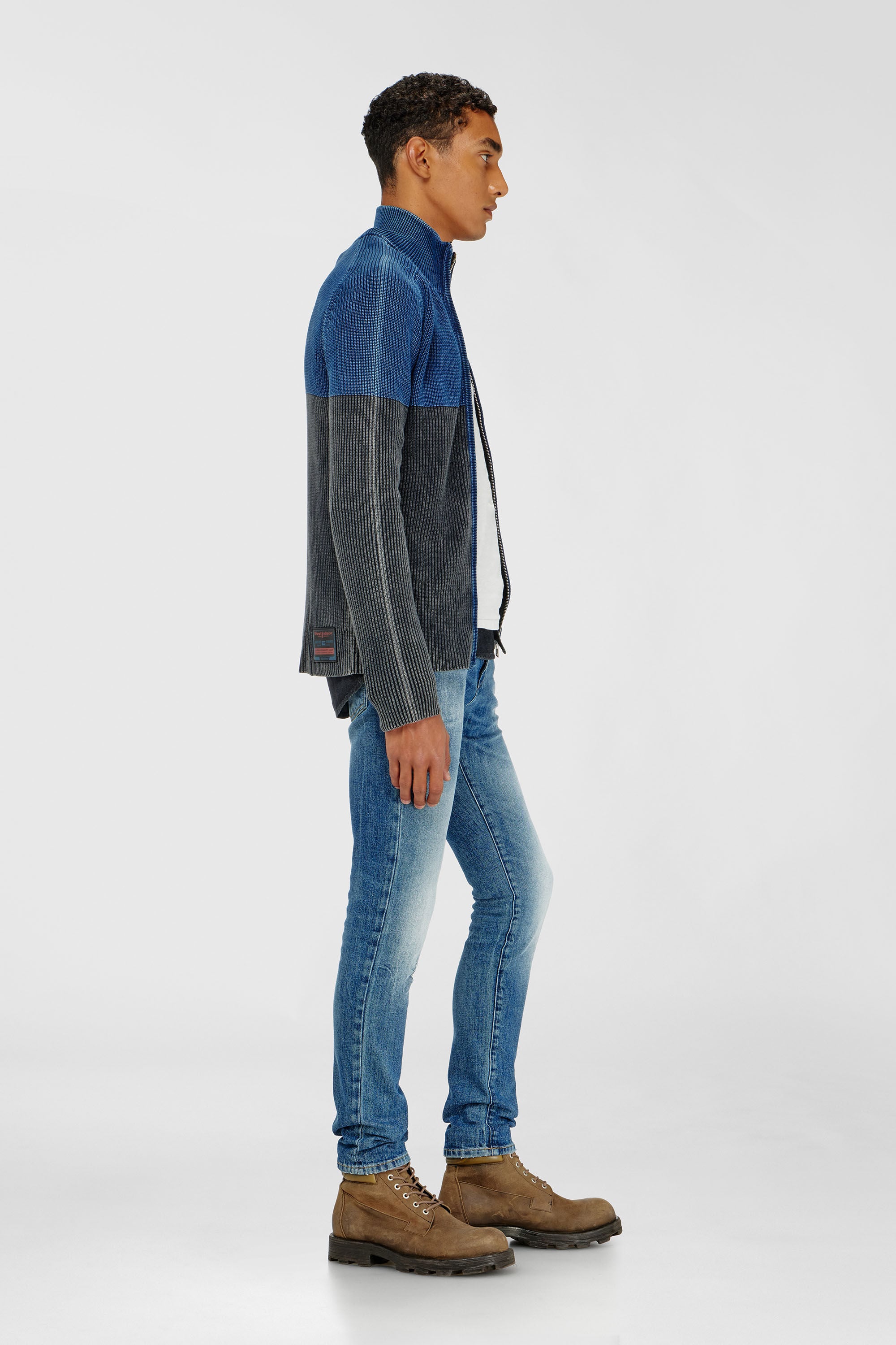 Diesel - Man's Slim Jeans 2019 D-Strukt 0KICR, Medium blue - 2