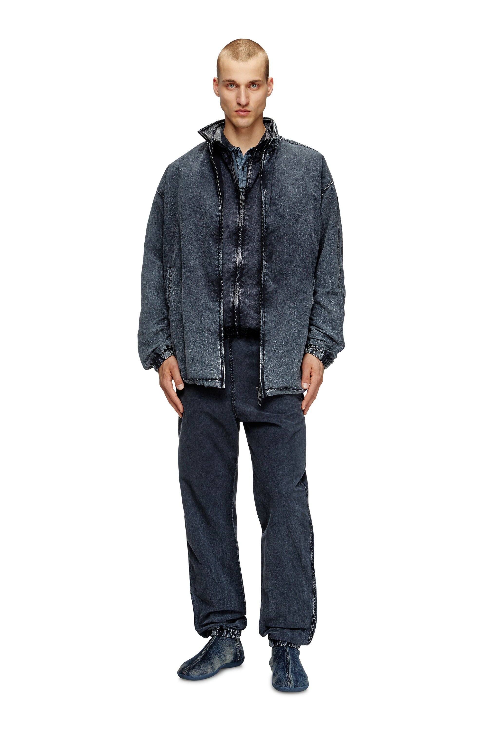 Diesel - P-WILSON, Pantaloni in nylon Taslan riciclato Uomo in Blu - 1