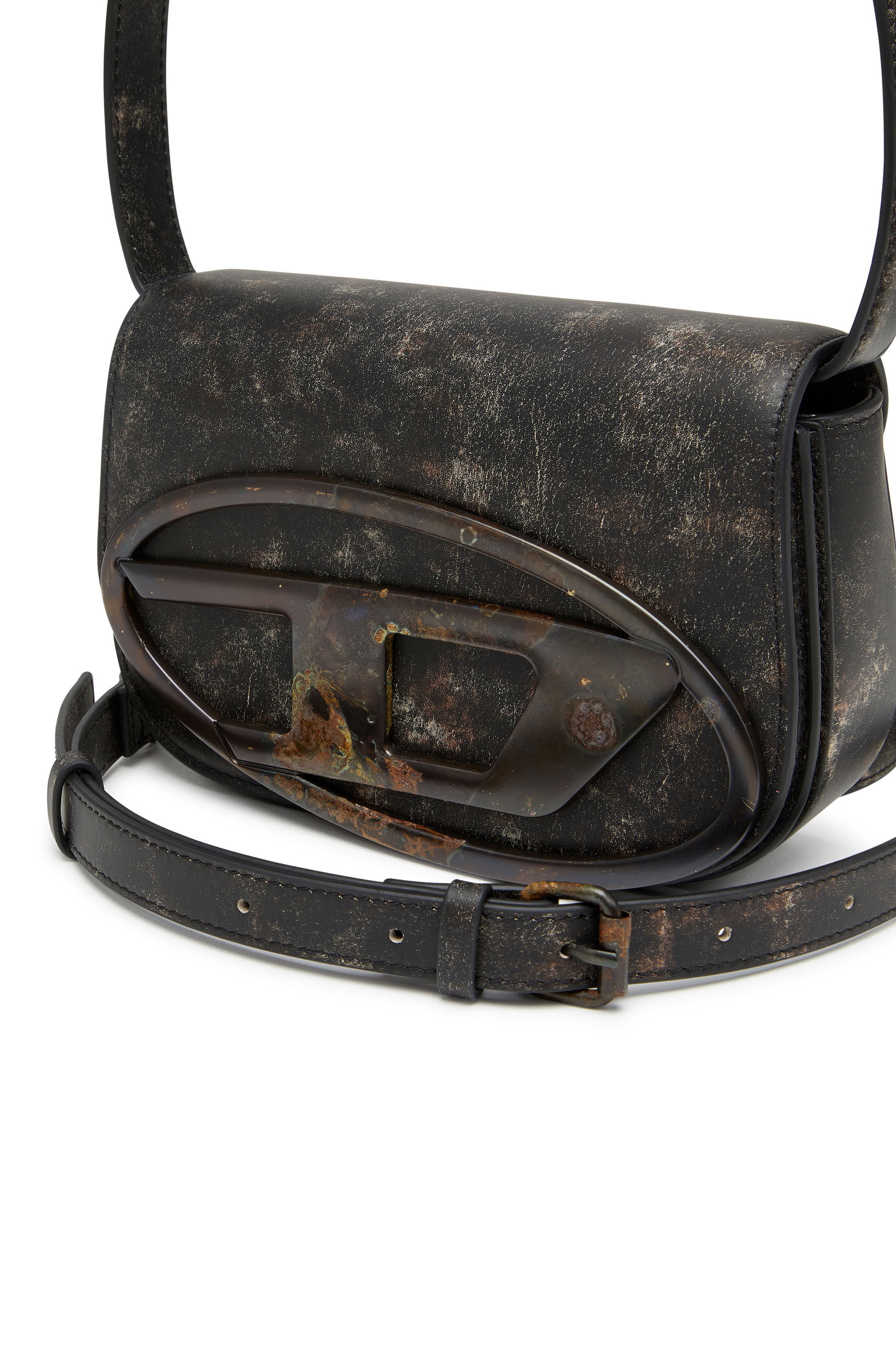Women's 1DR-Iconic shoulder bag in distressed leather Women's 1DR-Iconic shoulder bag in distressed leather