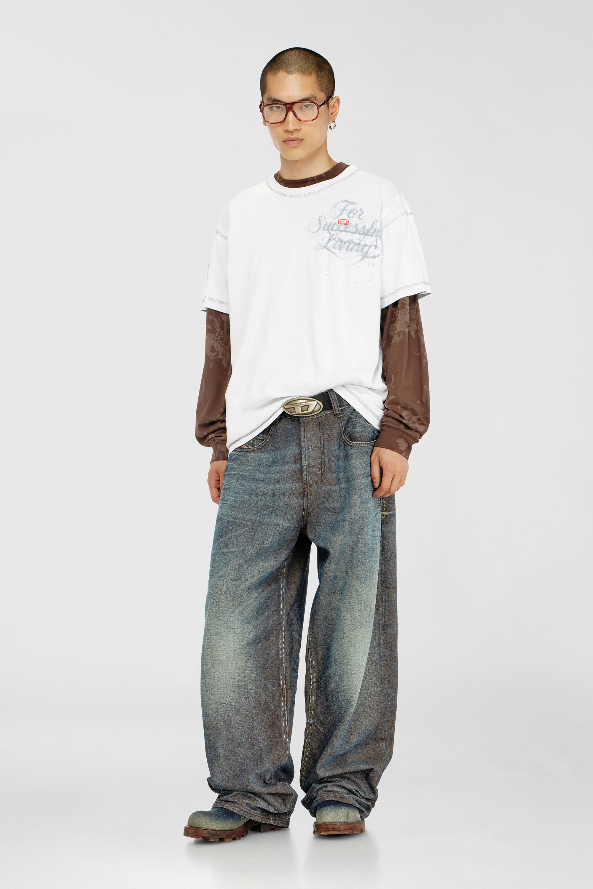 Diesel - T-NORM-POCKET-AA1, T-shirt con taschino sul petto e stampa grafica Uomo in Bianco - 1