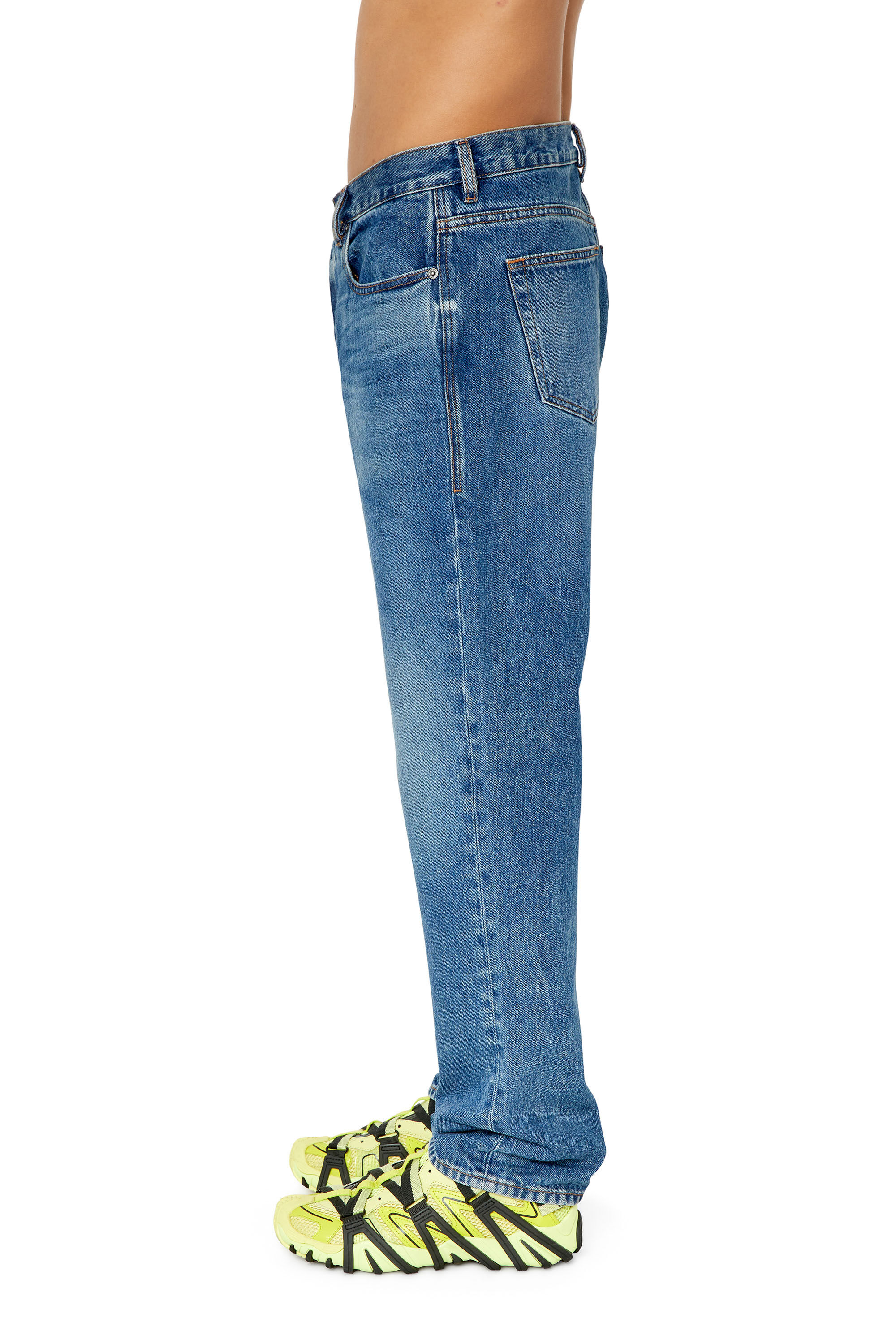 Diesel - 2020 D-Viker 0GYCT Straight Jeans, Blu medio - Image 5