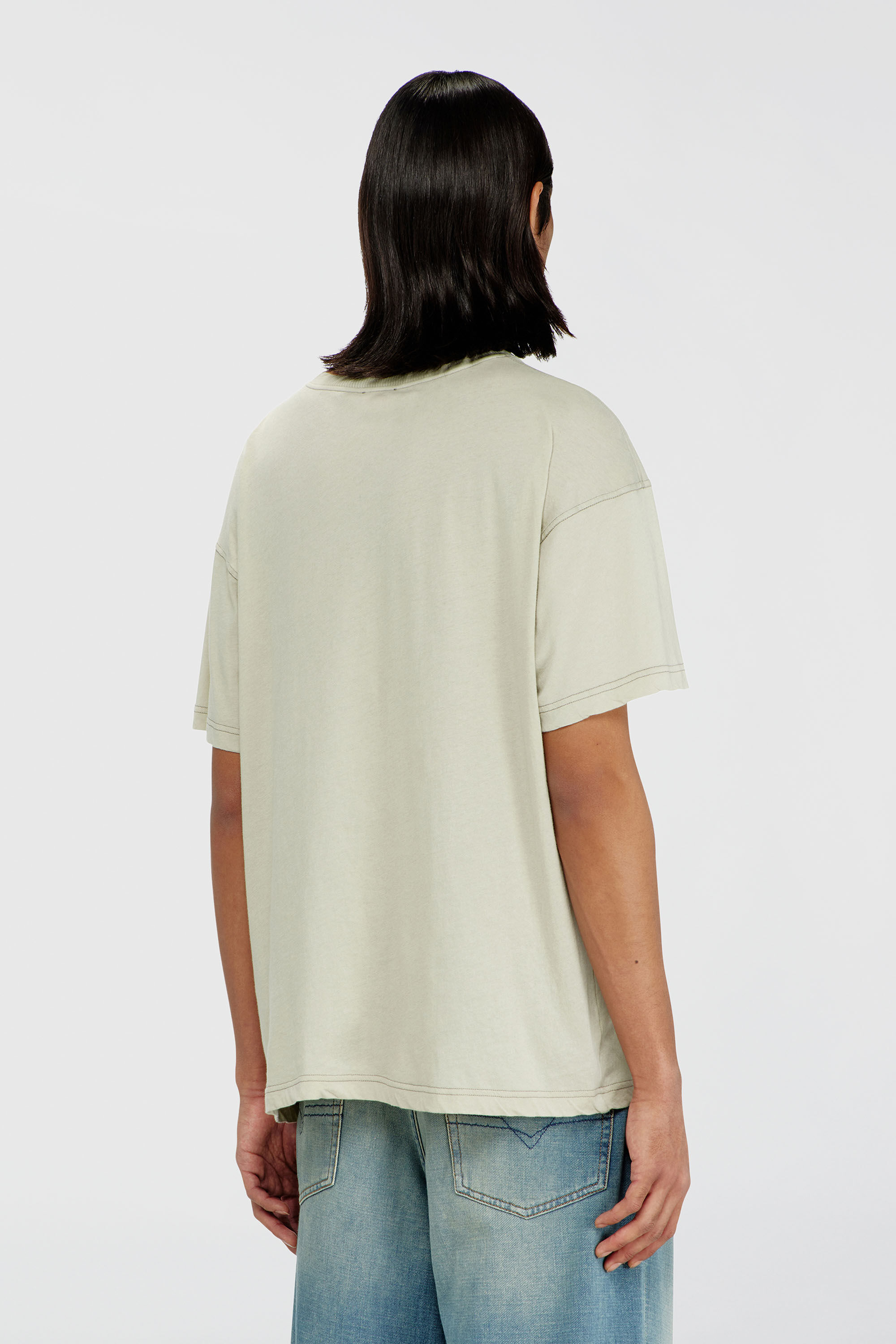 Diesel - T-NORM-AA1, T-shirt regular con stampa Phoenix Uomo in Beige - 4