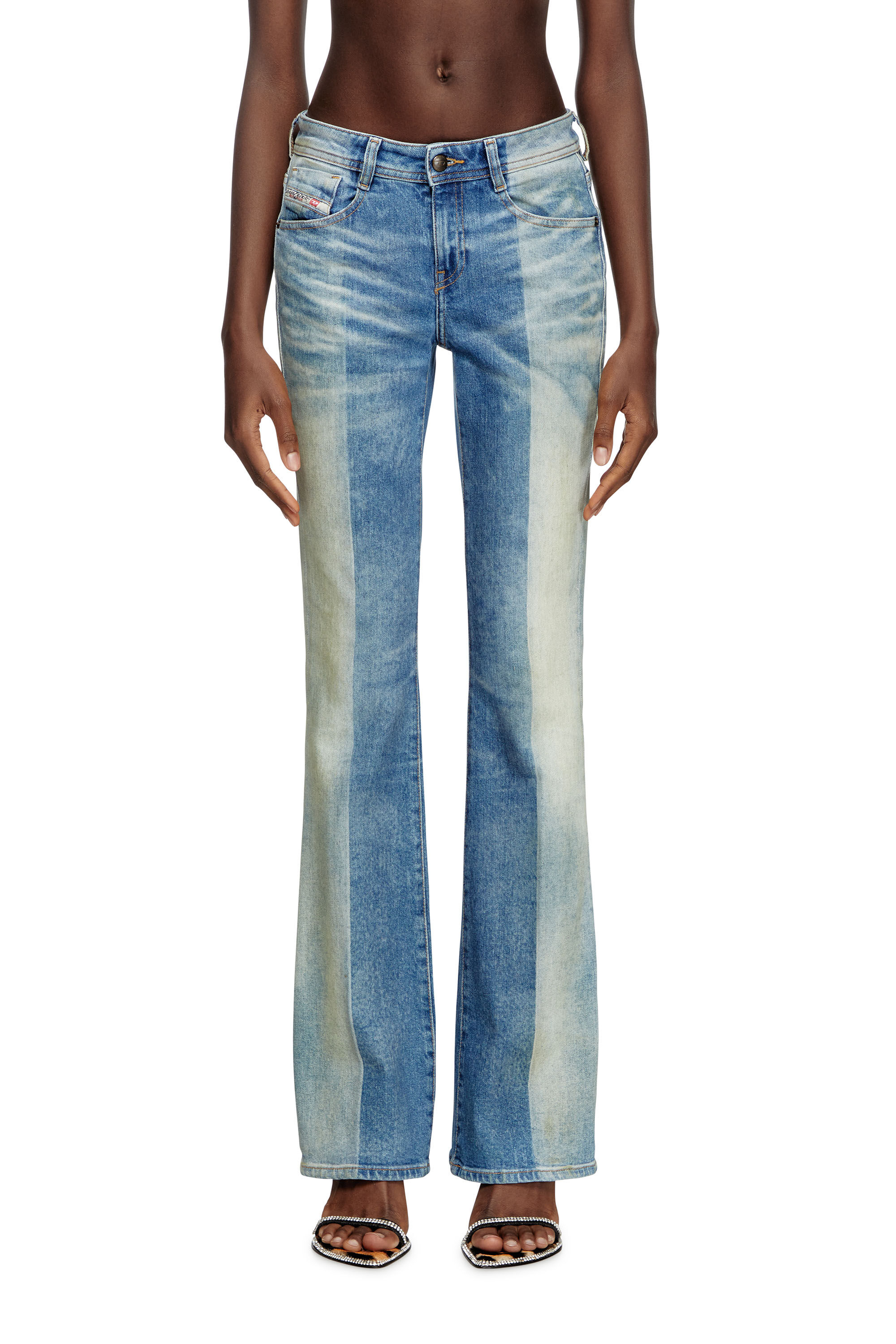 Diesel - Bootcut and Flare Jeans 1969 D-Ebbey 007W8 Donna, Blu medio - Image 3