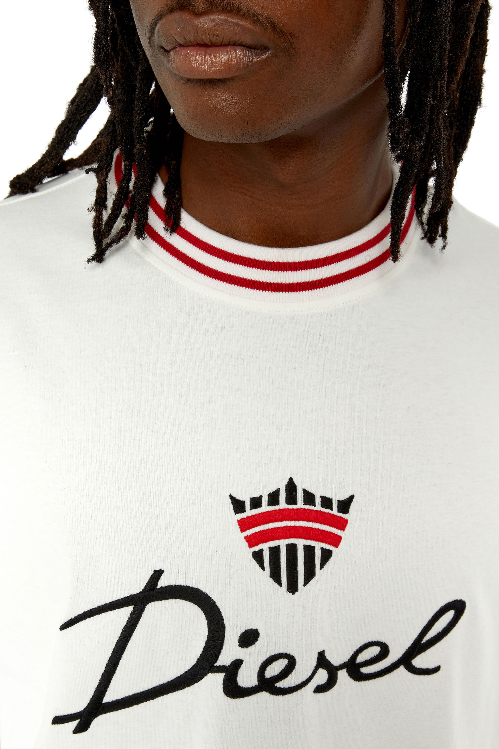 Diesel - T-WASH-G6, T-shirt con logo e corona ricamati Uomo in Bianco - 5